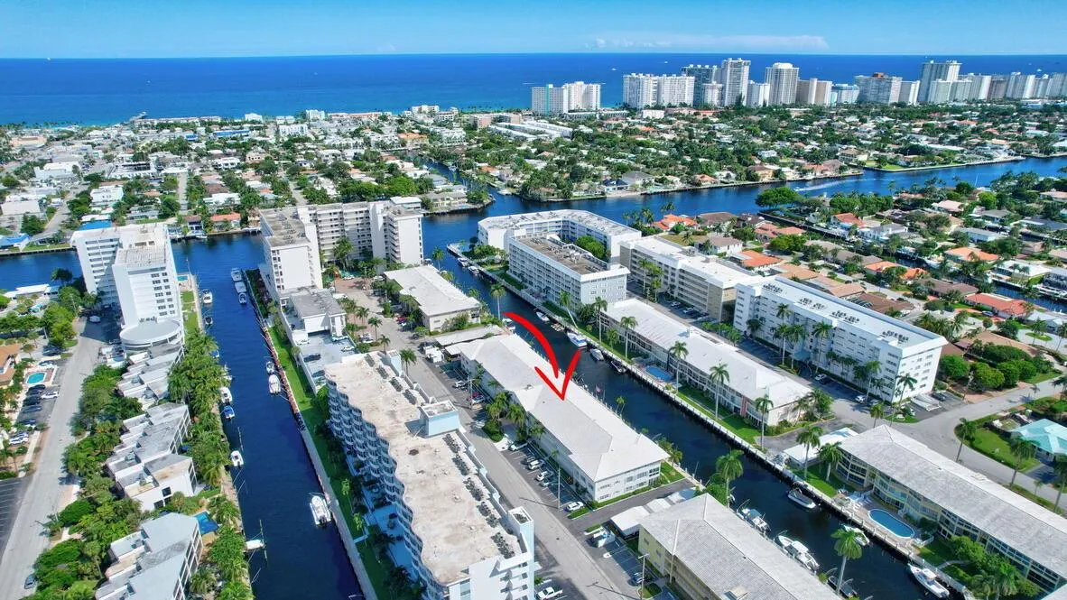 3050 NE 48th Street, #107