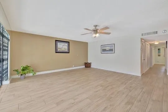 3050 NE 48th Street, #107