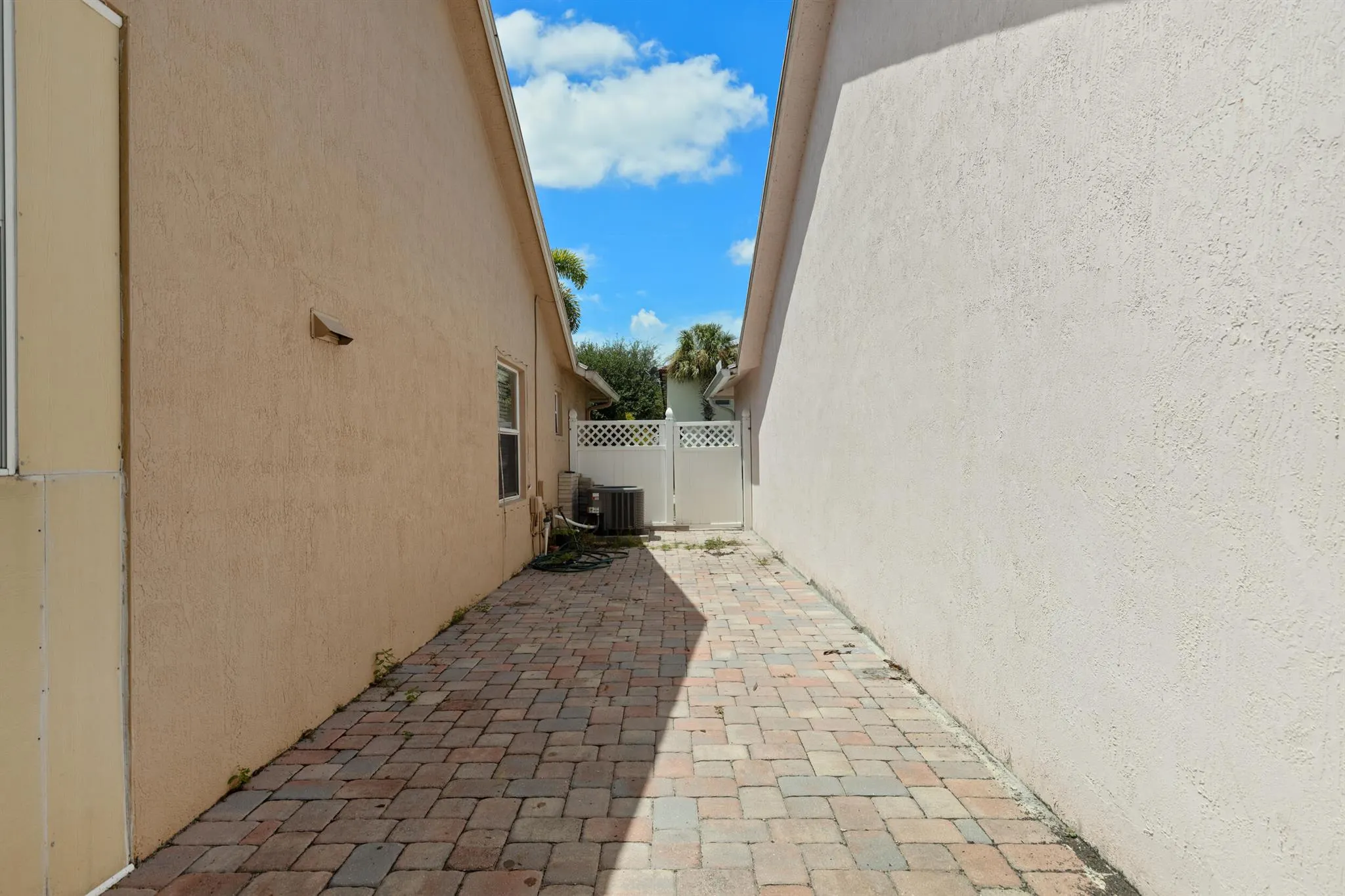 116 Amanda Street