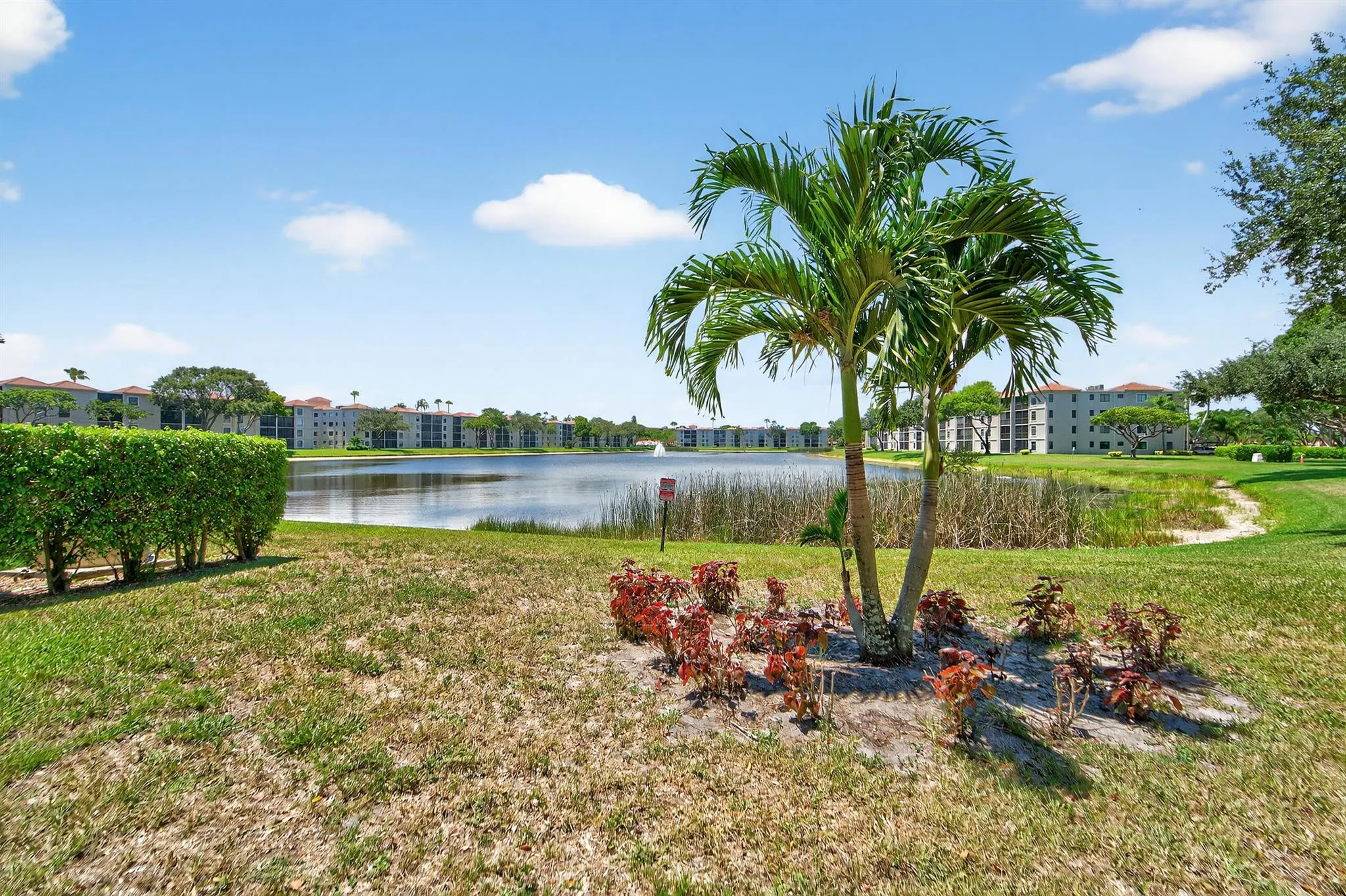 6093 Pointe Regal Circle, #301