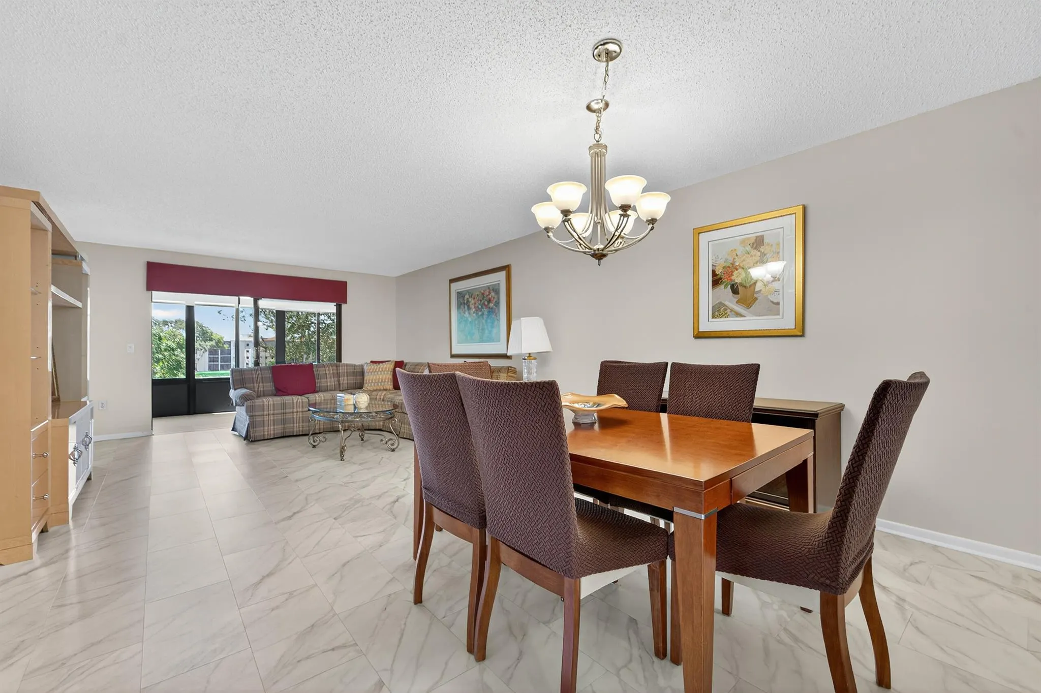 6093 Pointe Regal Circle, #301
