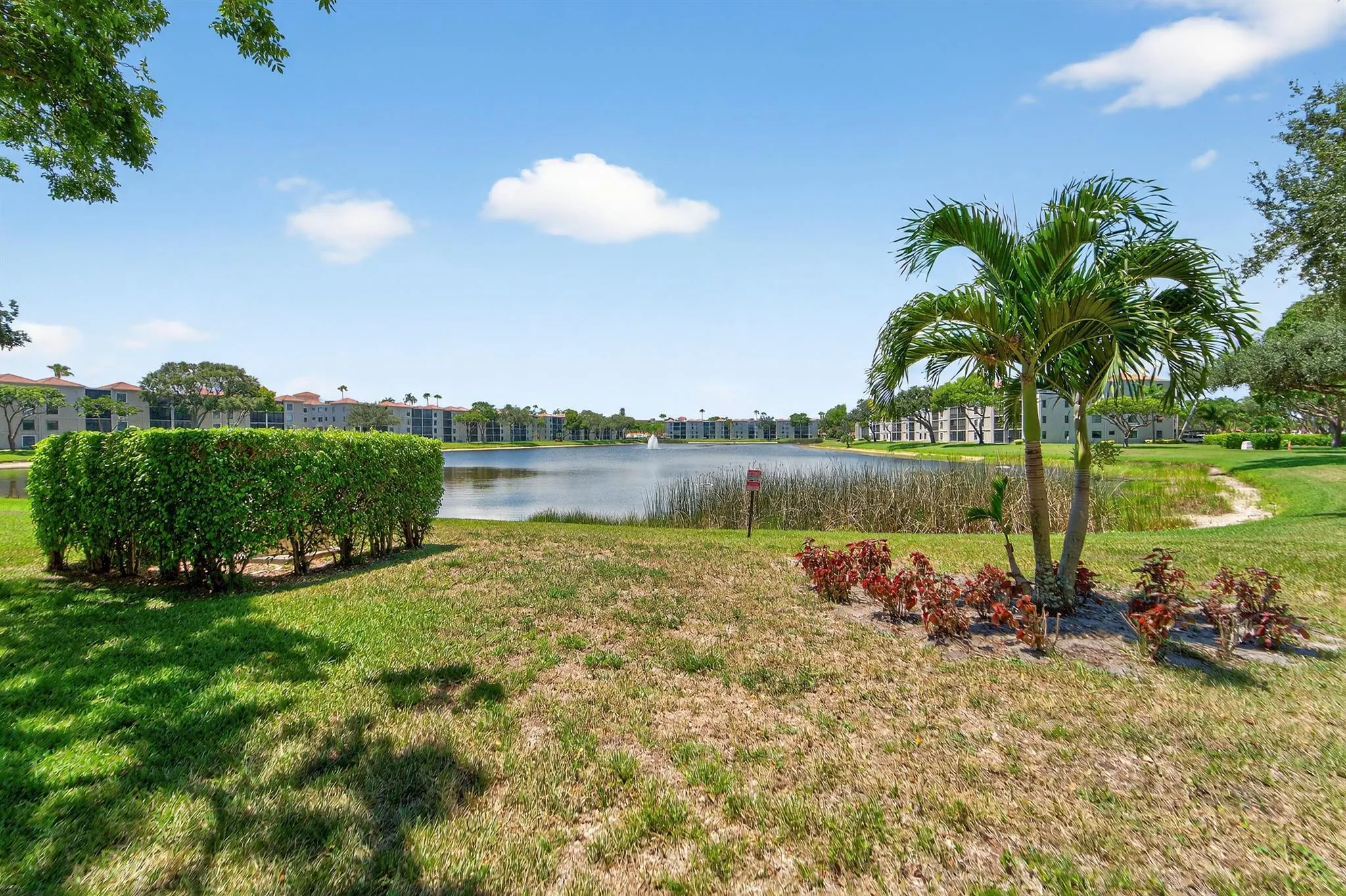 6093 Pointe Regal Circle, #301