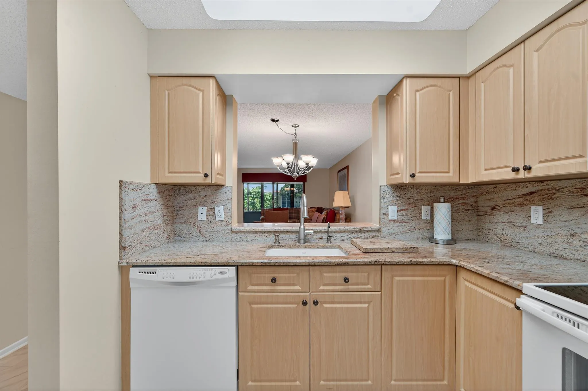 6093 Pointe Regal Circle, #301