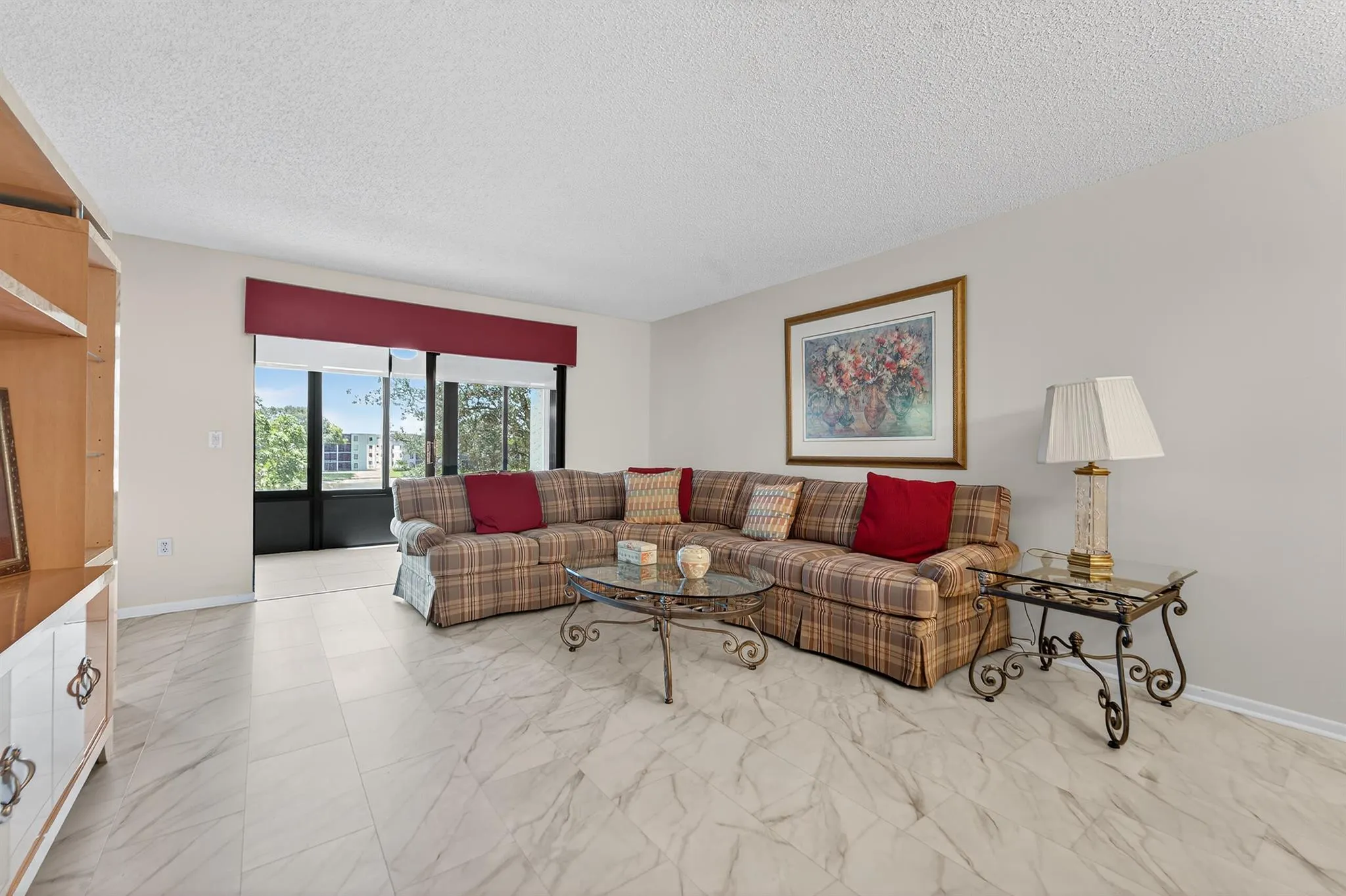 6093 Pointe Regal Circle, #301