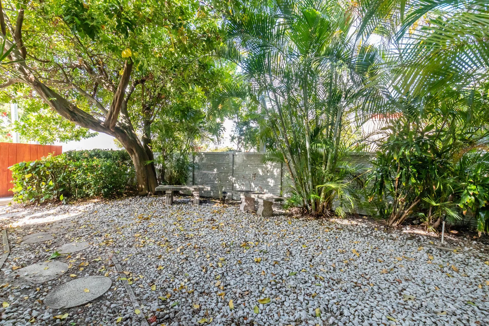 2591 NE 55th Court, #201