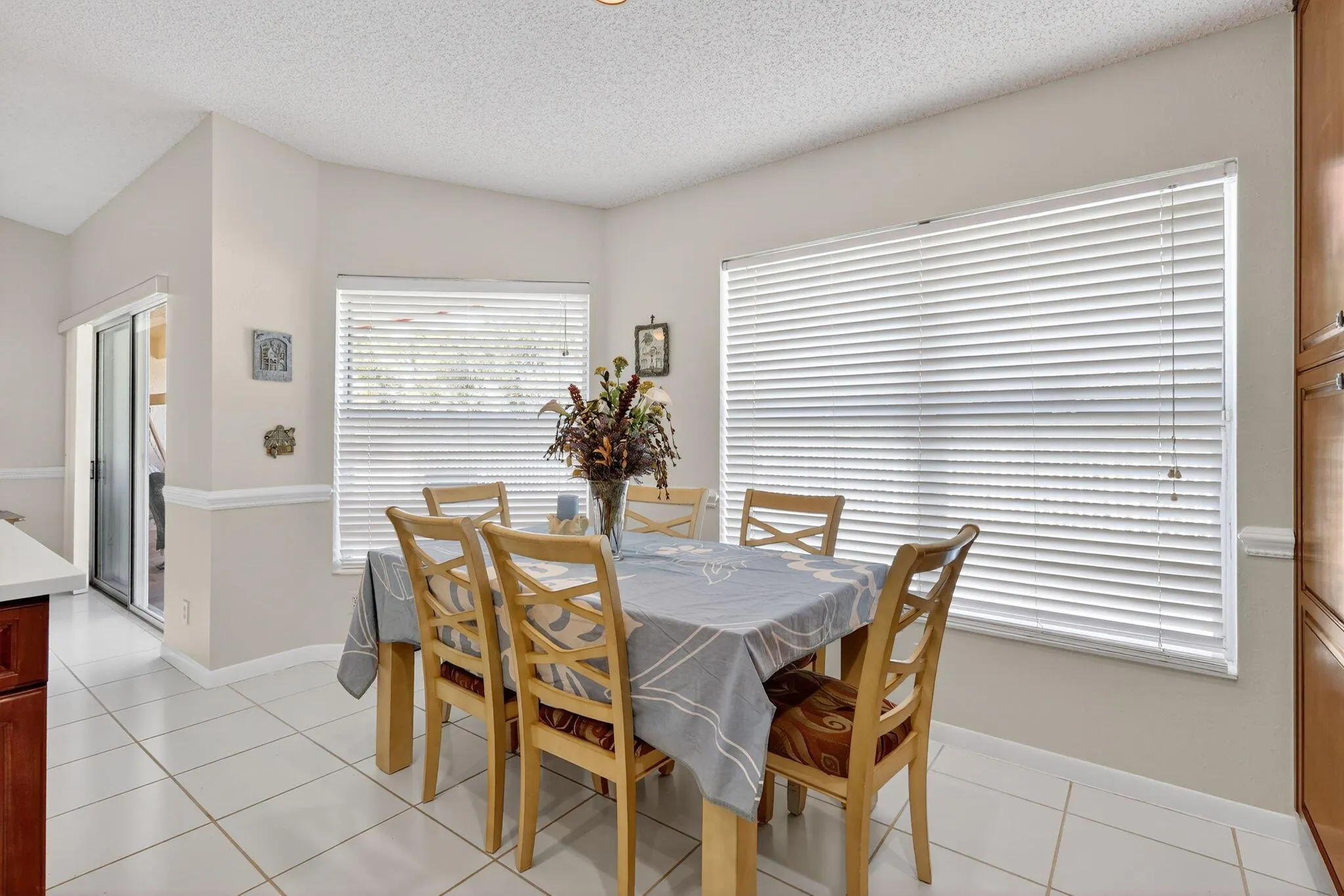 1520 S Club Drive