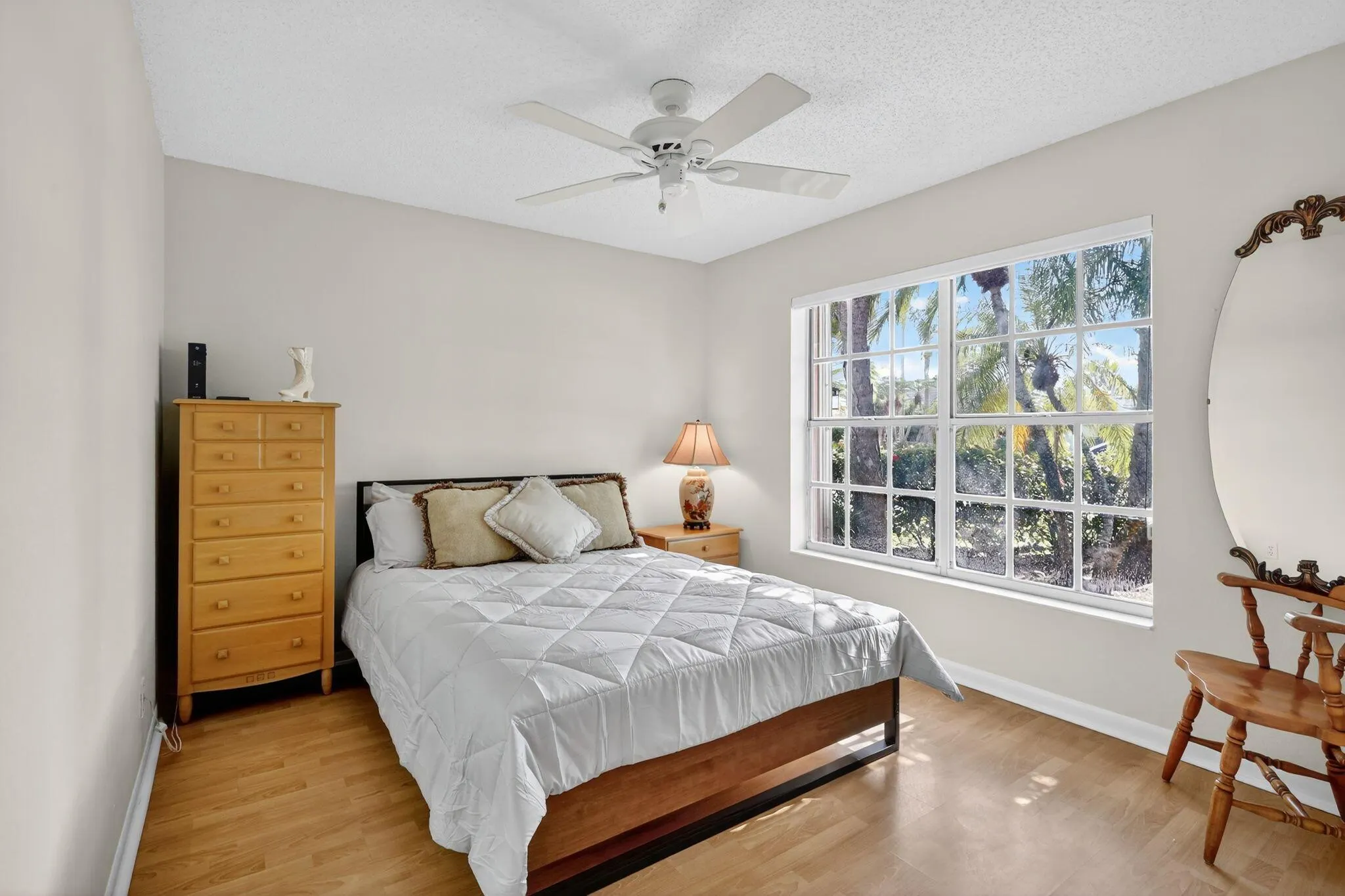 1520 S Club Drive