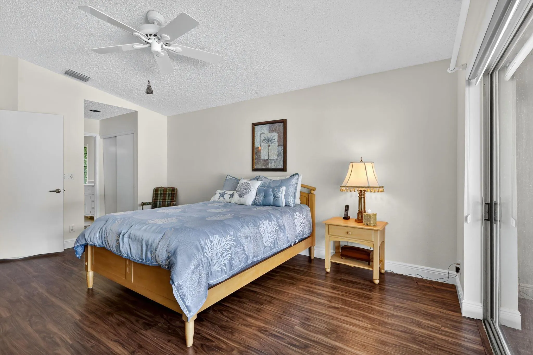 1520 S Club Drive