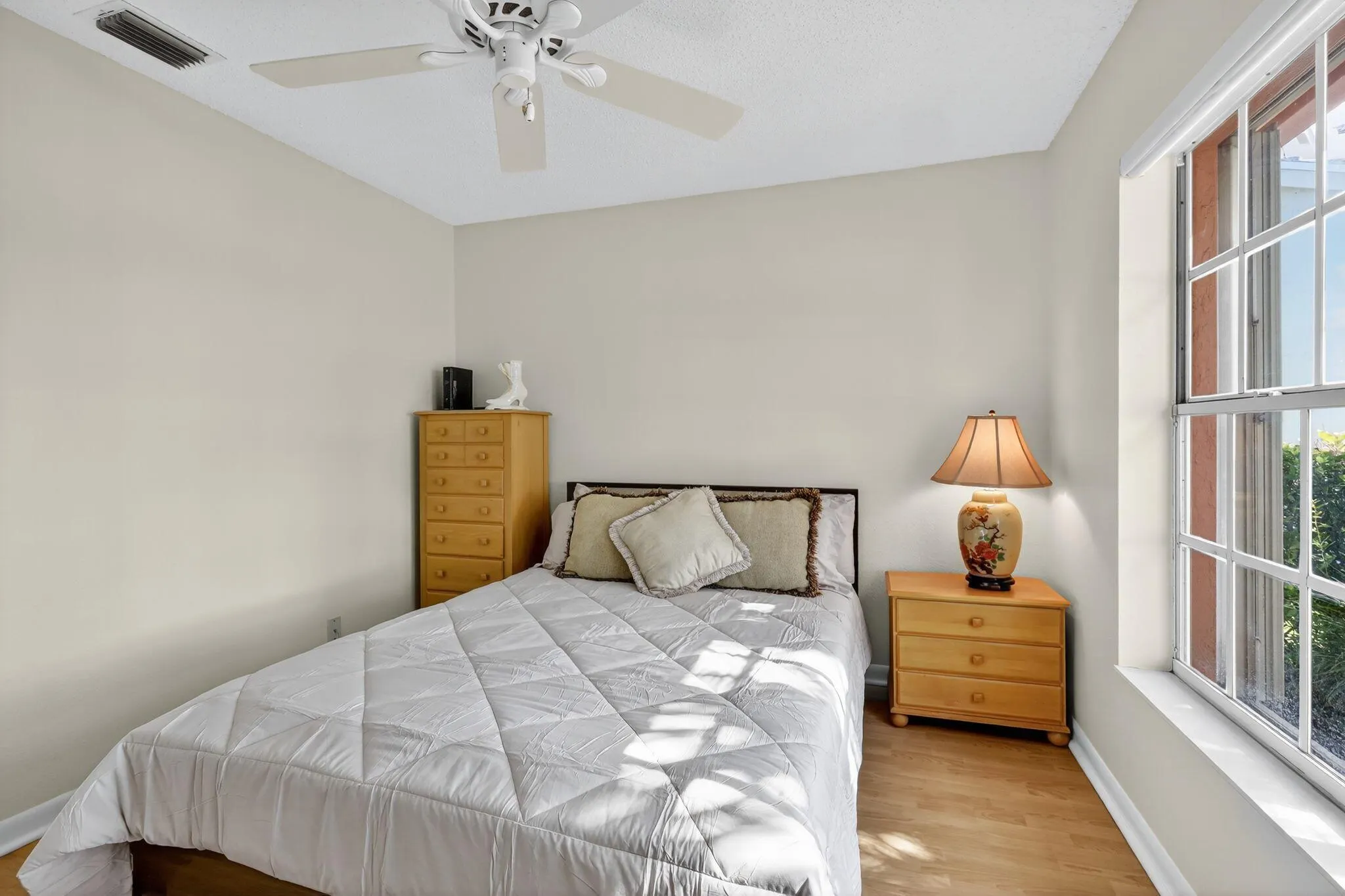 1520 S Club Drive