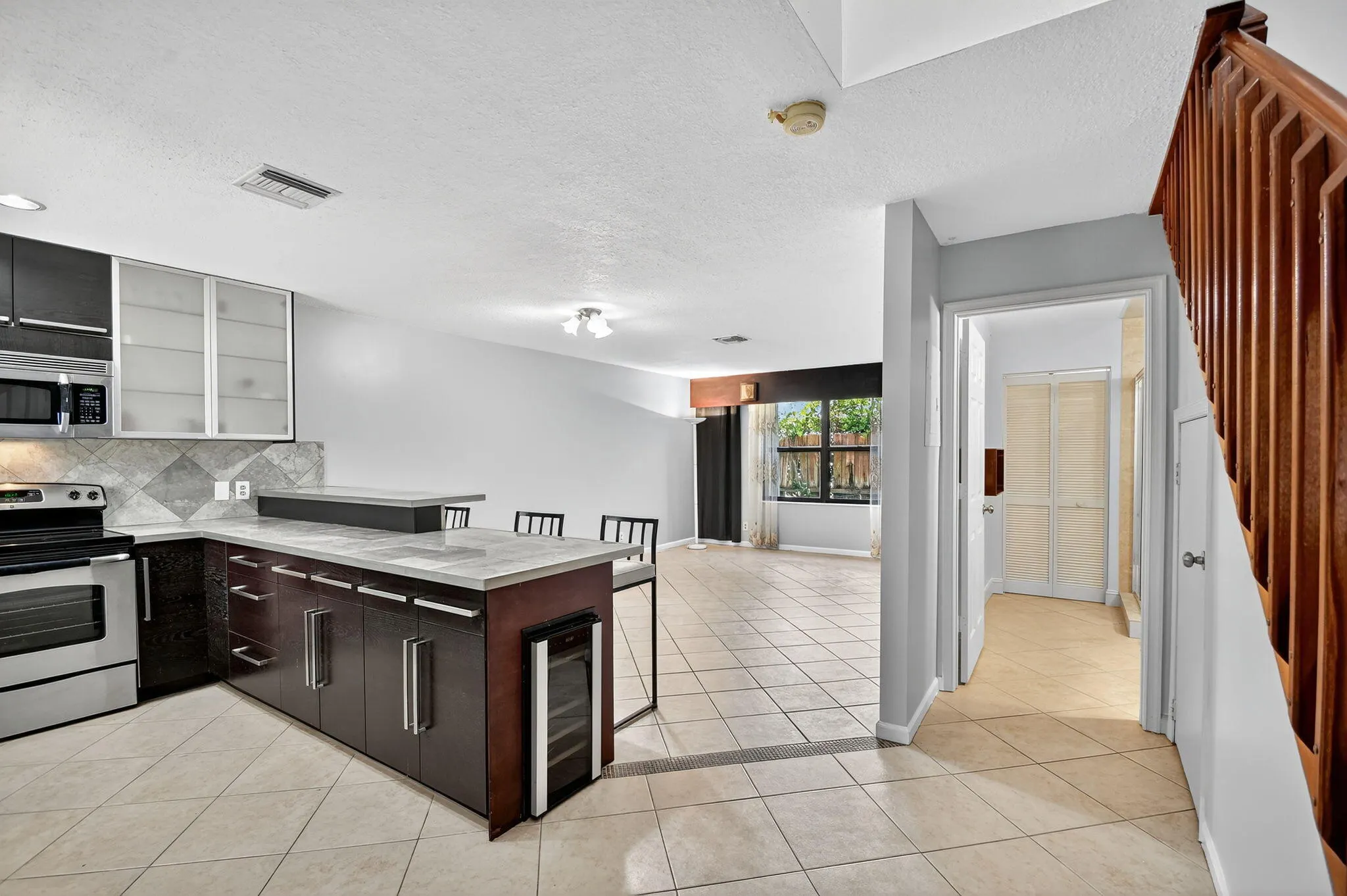 326 W Pine 19 Street, #19