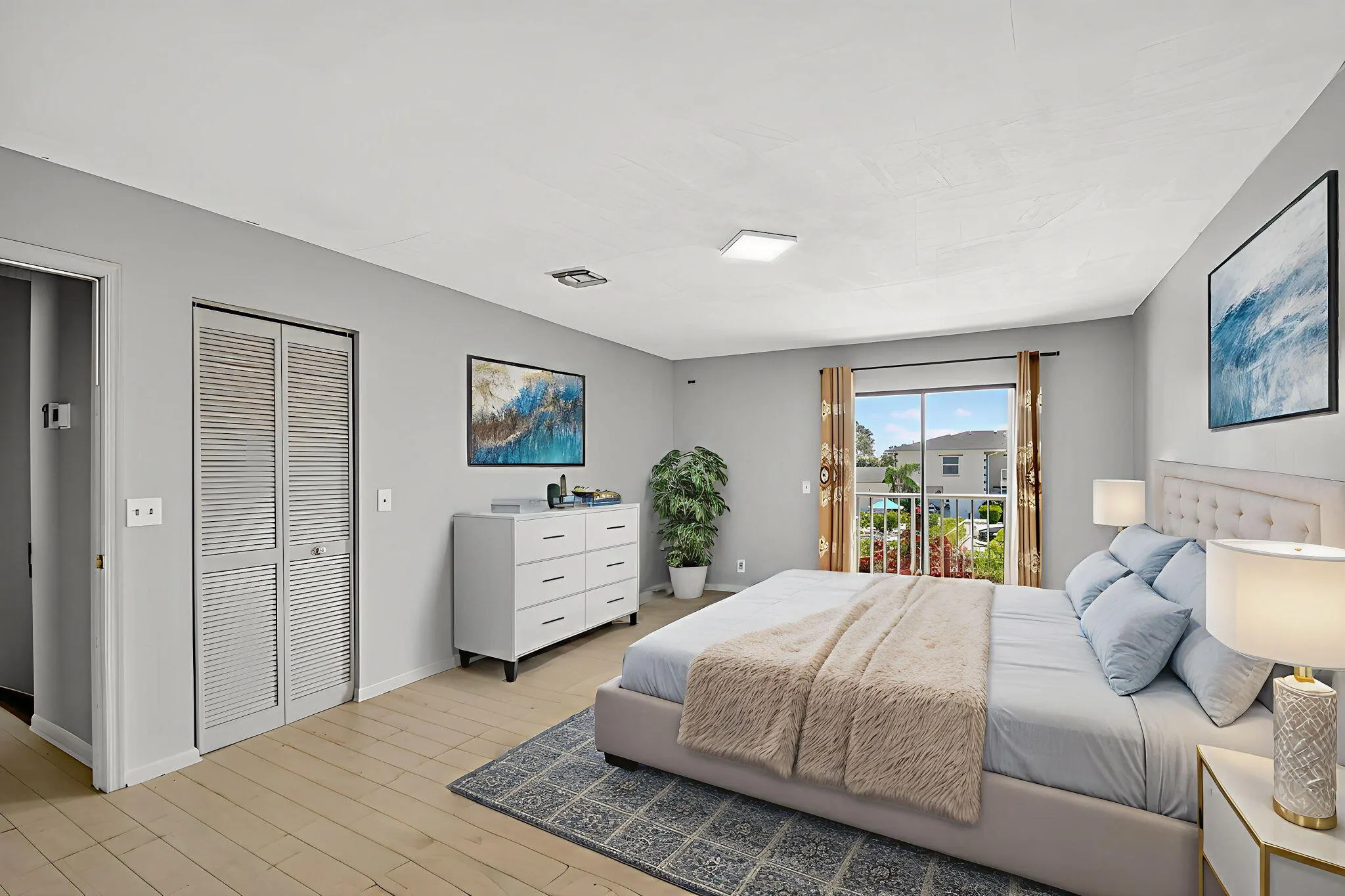 326 W Pine 19 Street, #19