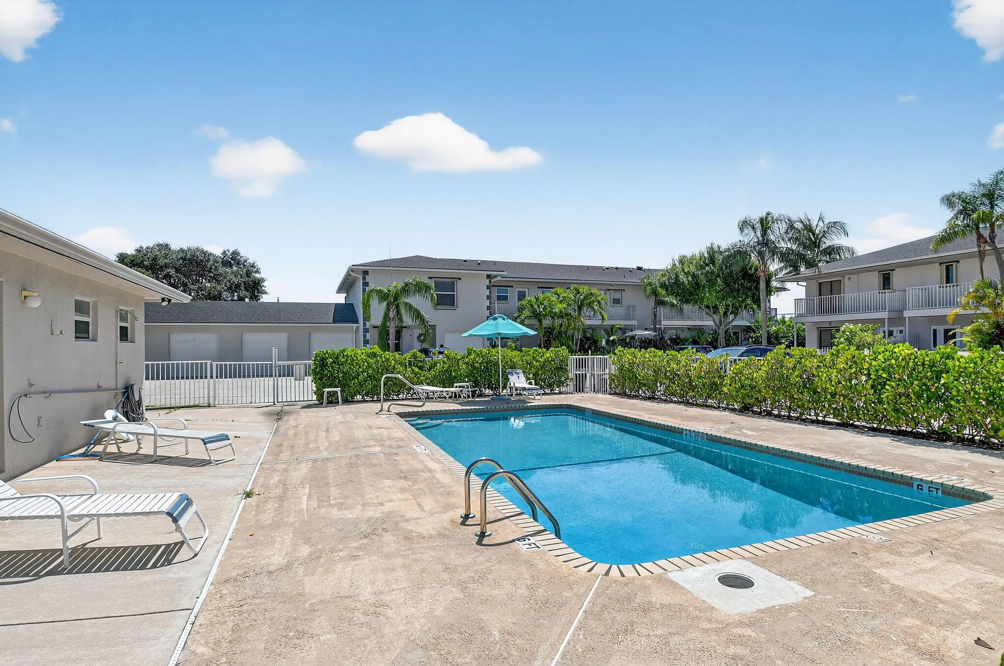 326 W Pine 19 Street, #19