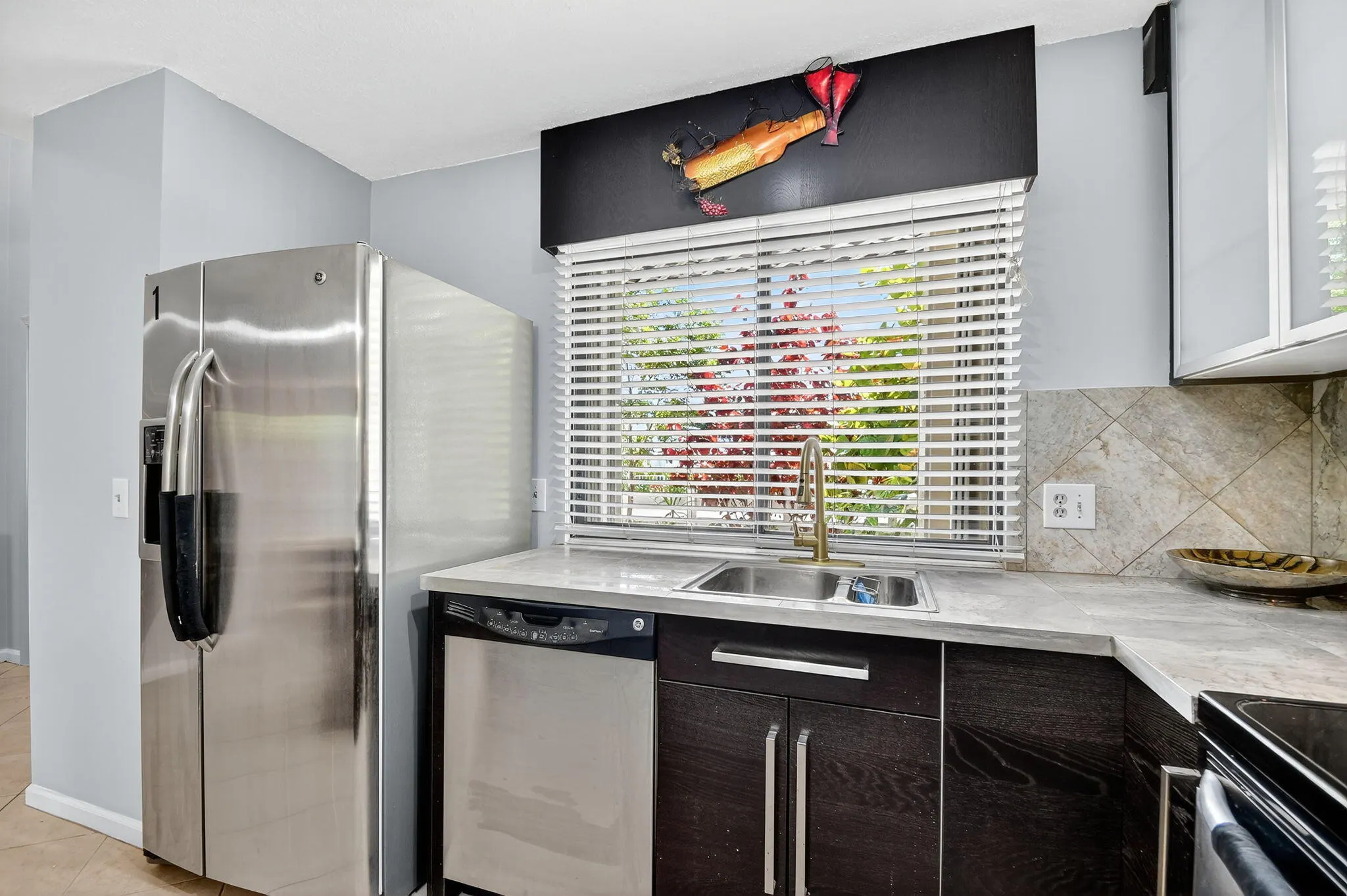 326 W Pine 19 Street, #19