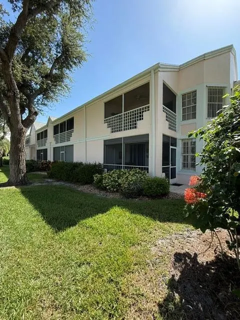 802 Muirfield Court, #802a