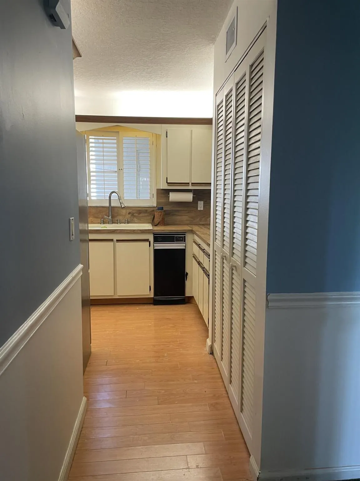 12568 Shoreline Drive, #103