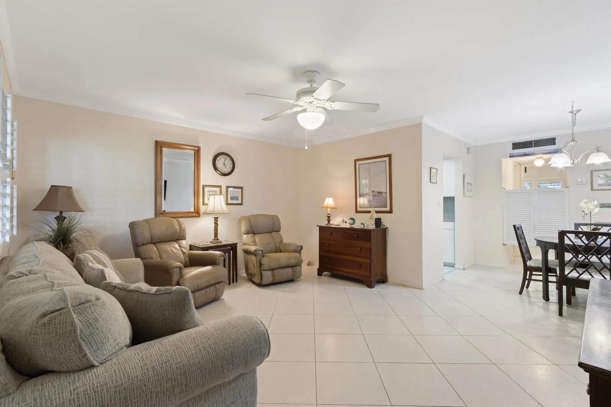 1198 Hillsboro Mile, #128