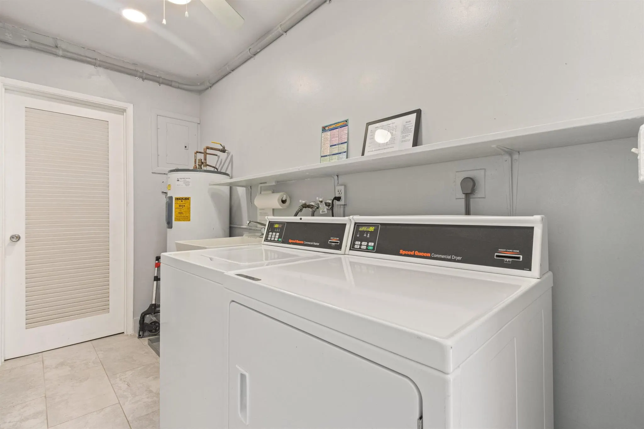 1198 Hillsboro Mile, #128