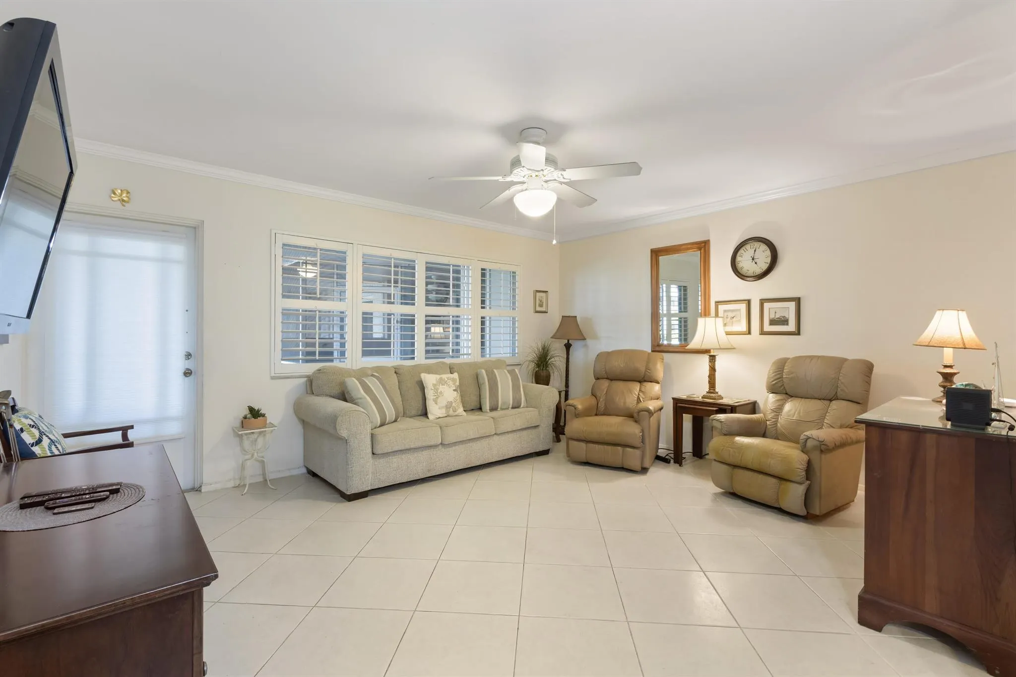 1198 Hillsboro Mile, #128