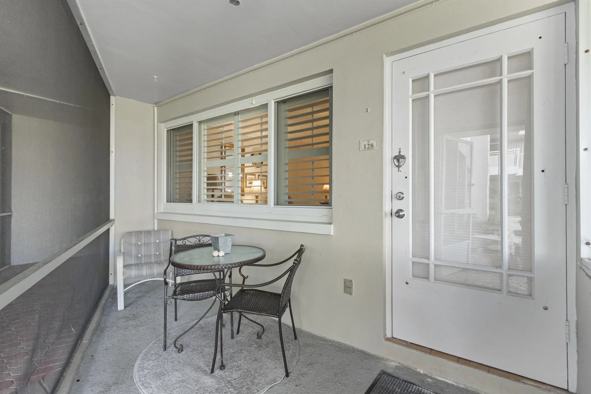 1198 Hillsboro Mile, #128