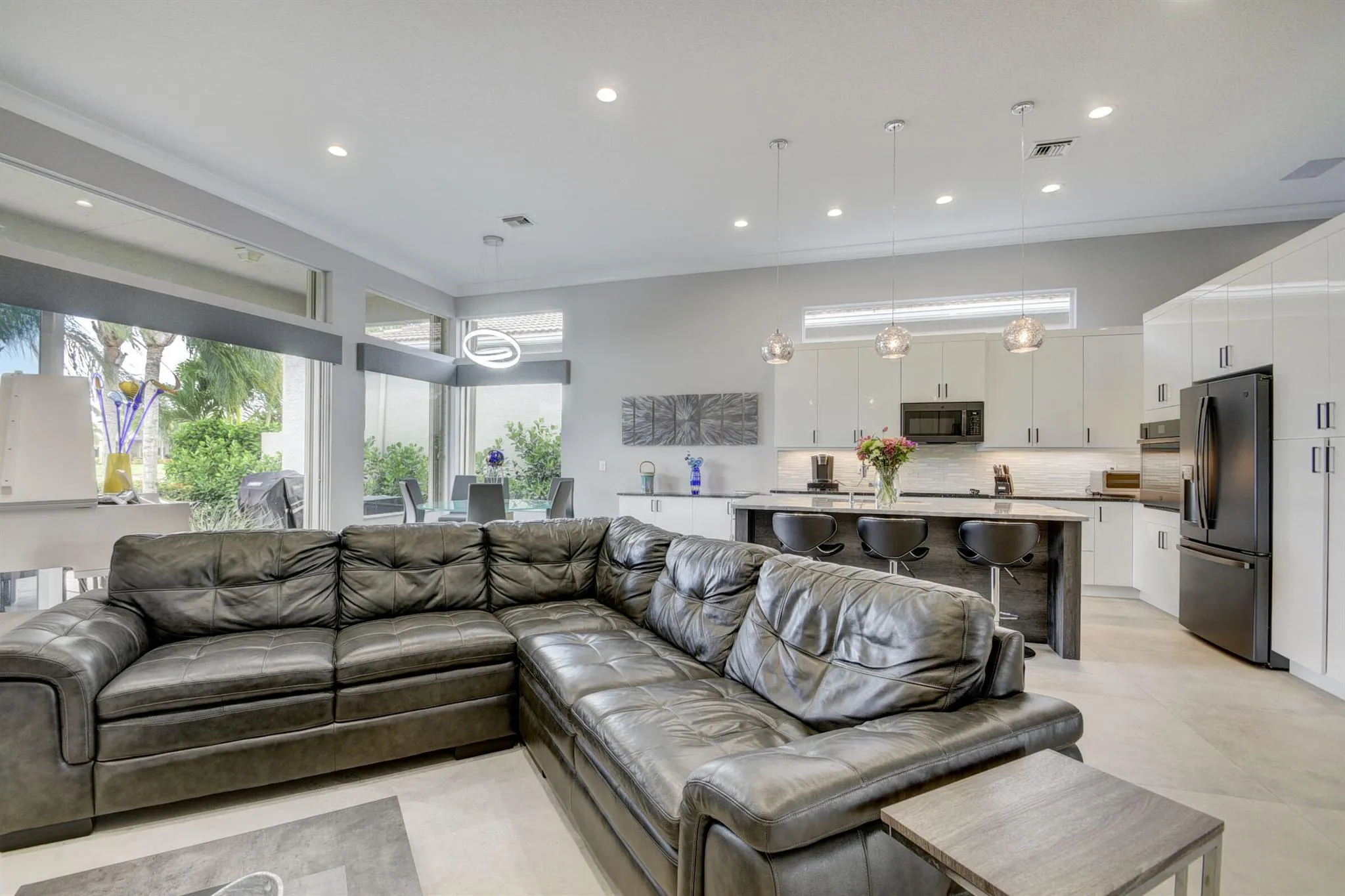 3860 Netherlee Way