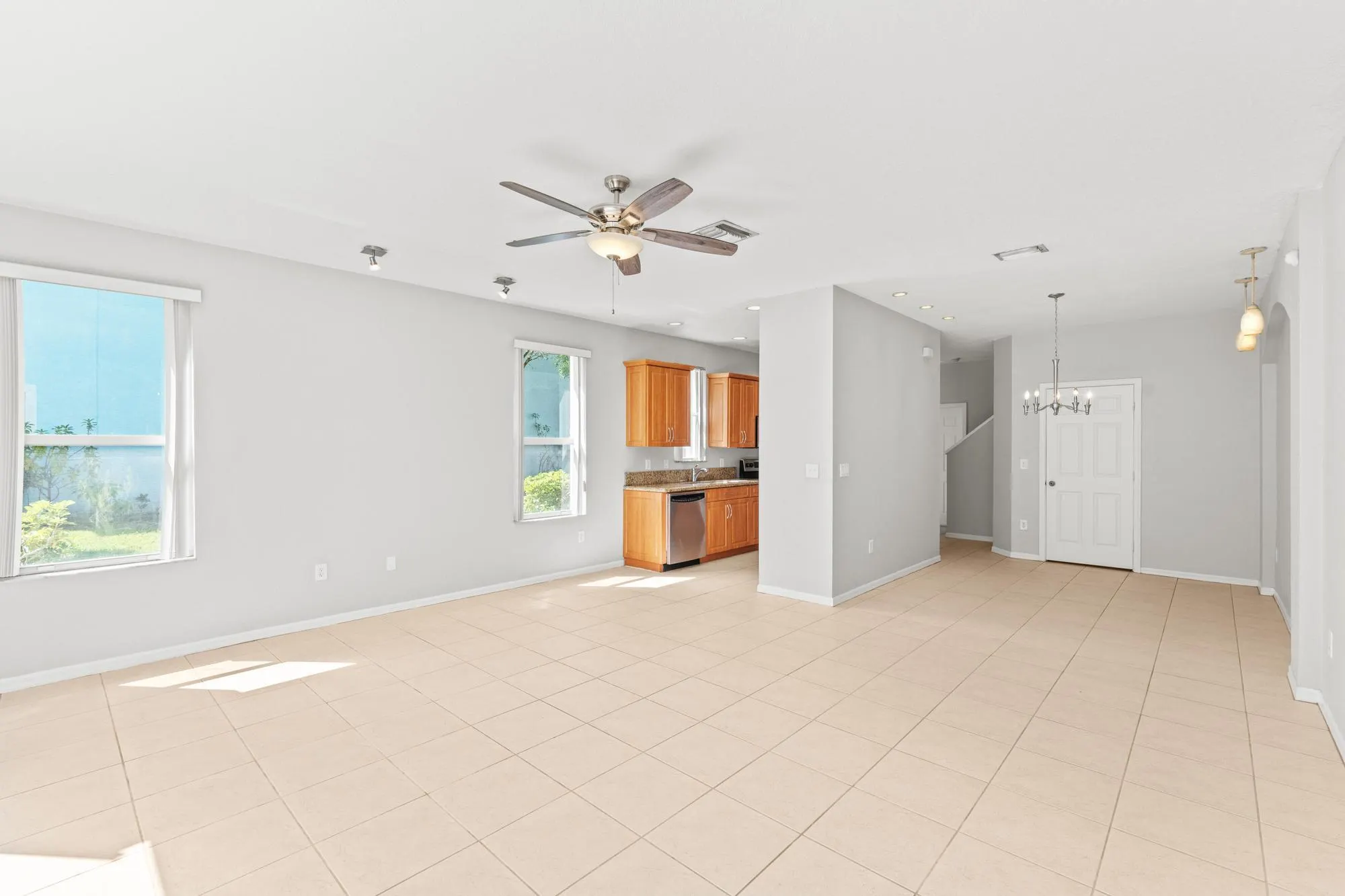1214 Sweet Violet Court