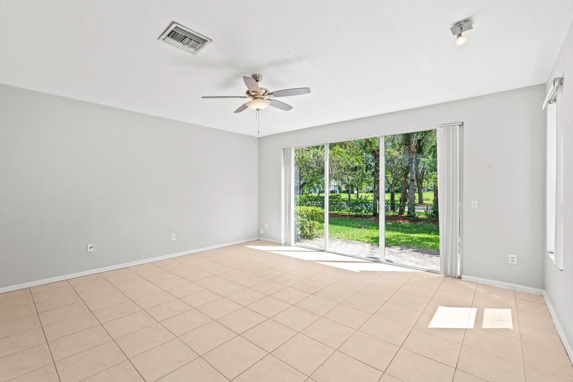 1214 Sweet Violet Court