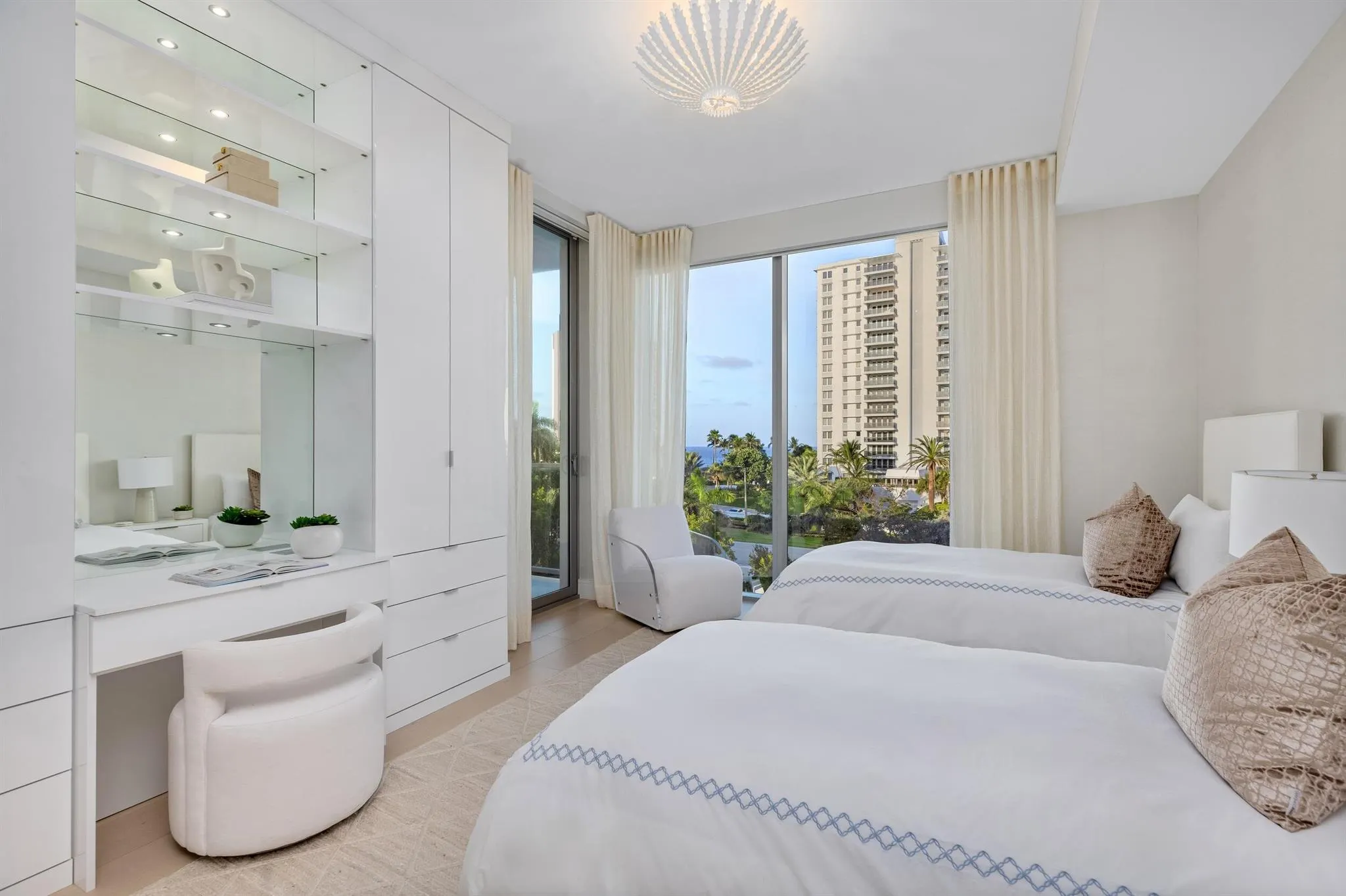 725 S Ocean Boulevard, #Ph-2