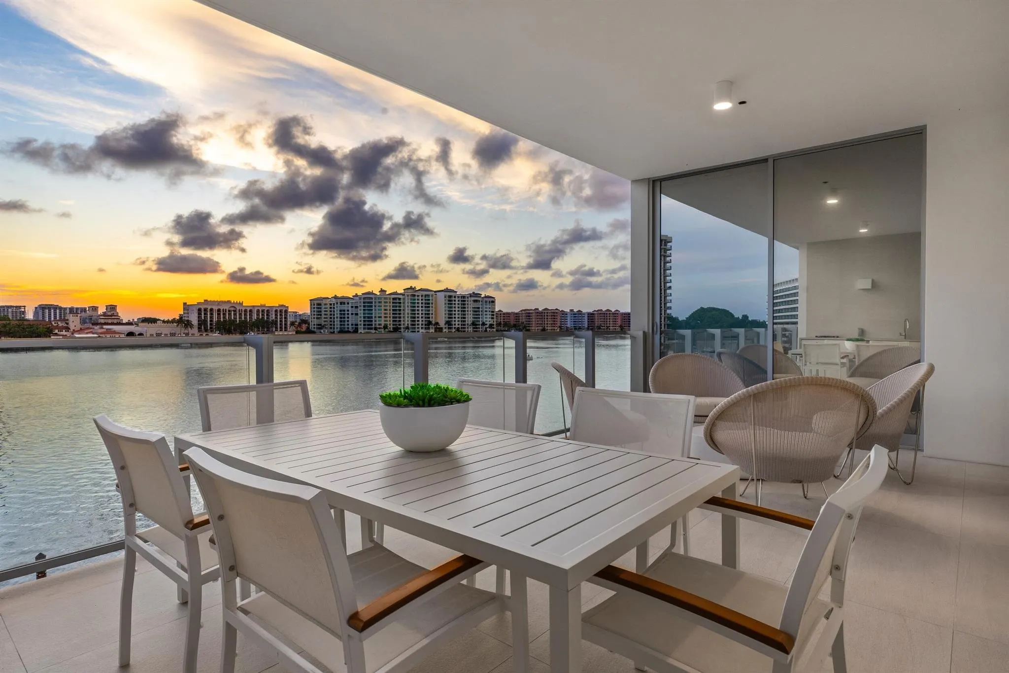 725 S Ocean Boulevard, #Ph-2