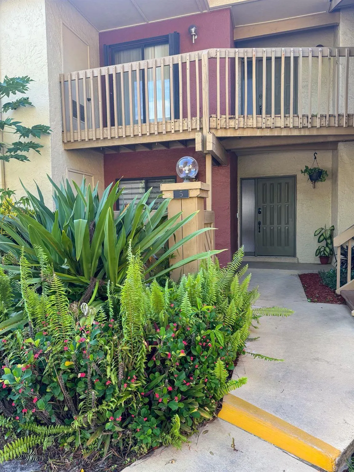13035 NE Albright Court N, #5