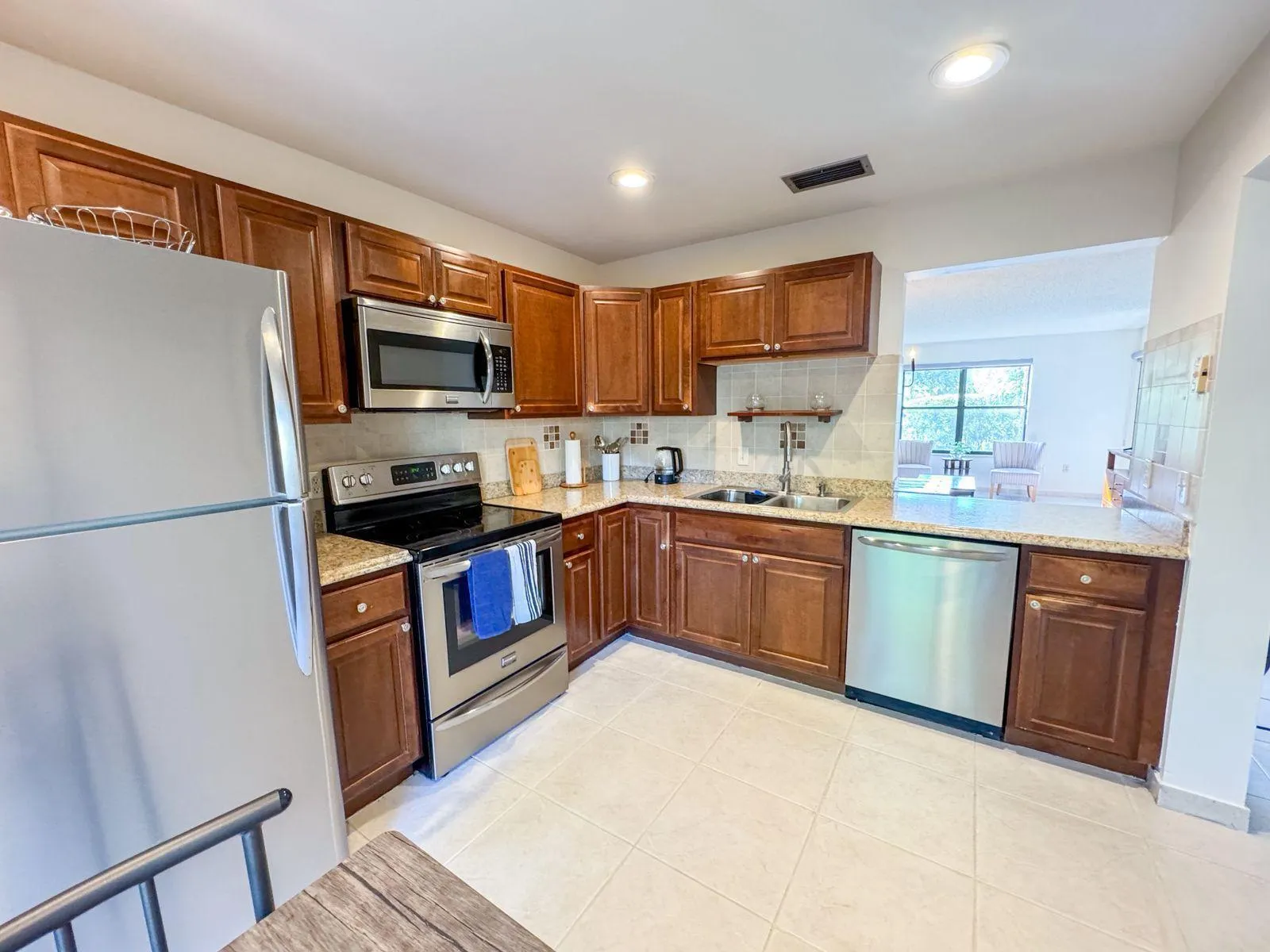 13035 NE Albright Court N, #5