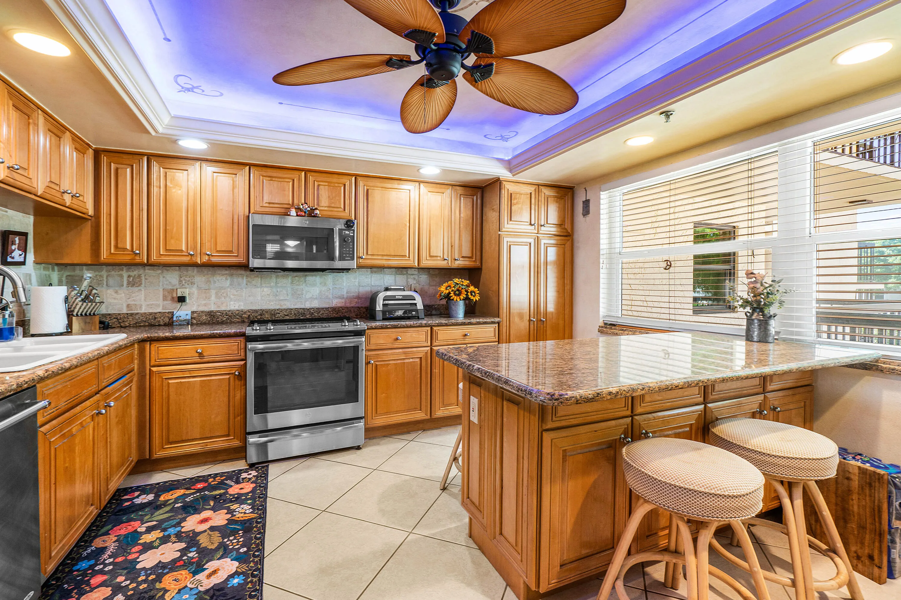 374 Golfview Road, #205