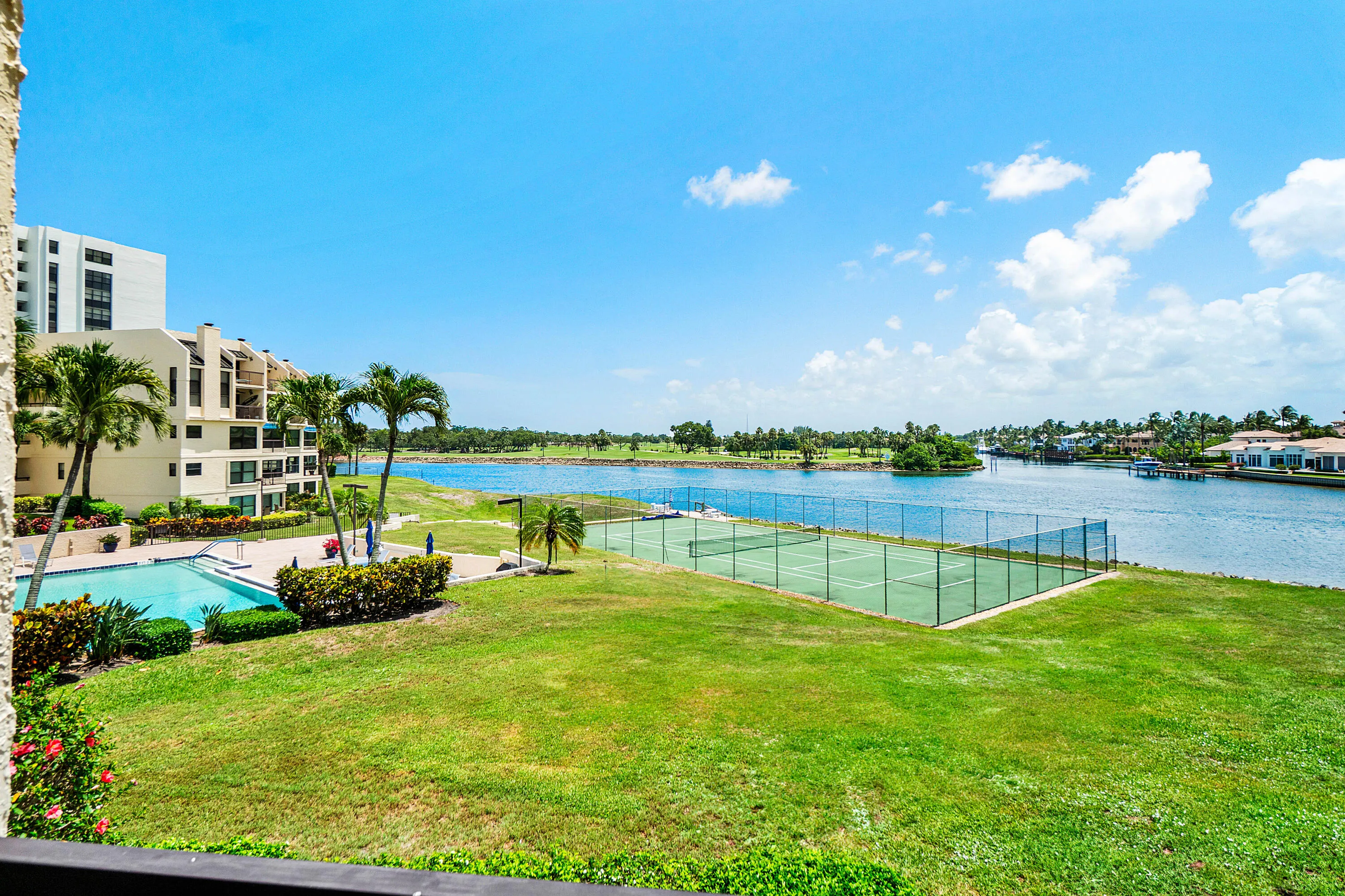 374 Golfview Road, #205
