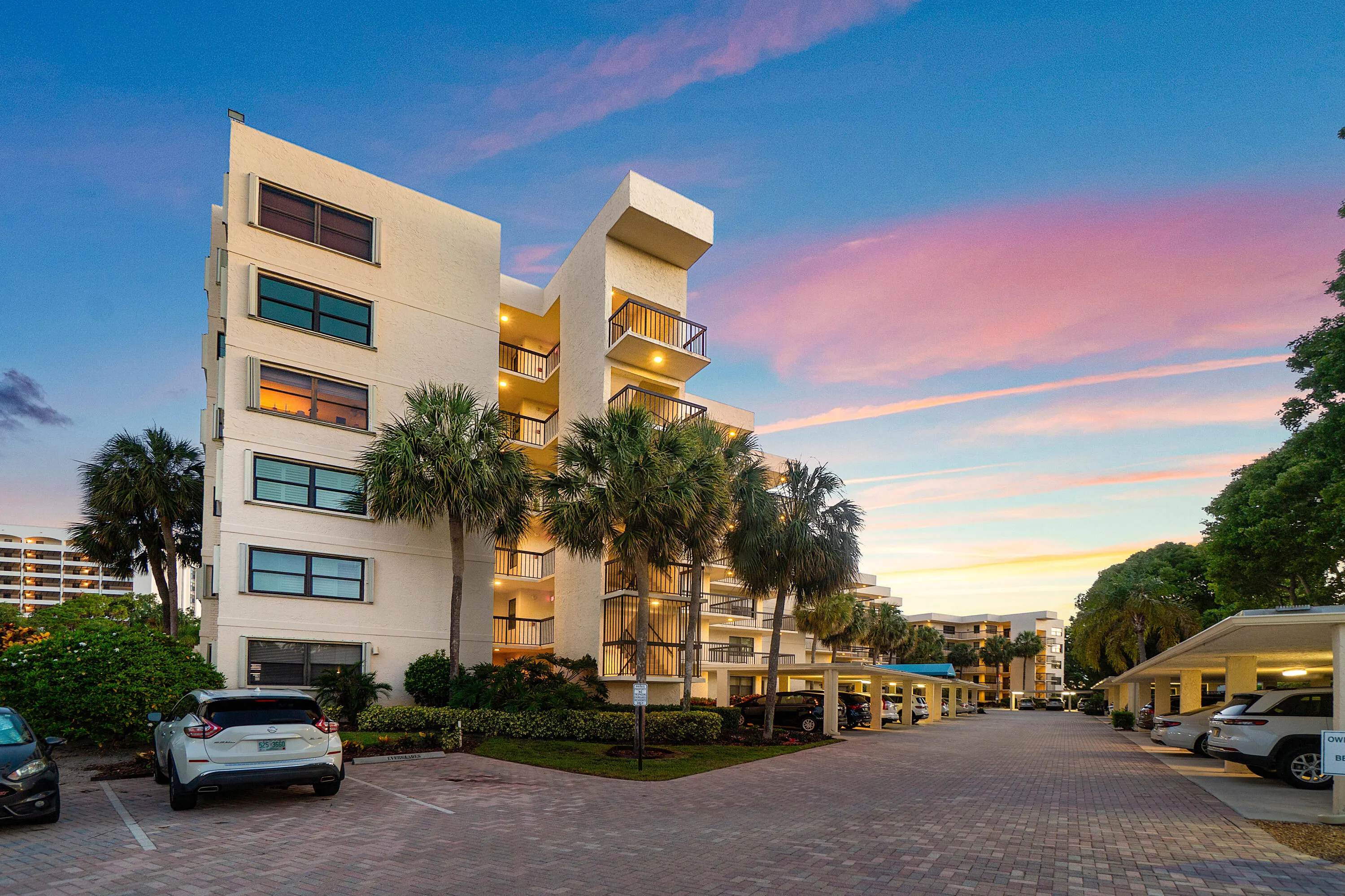 374 Golfview Road, #205