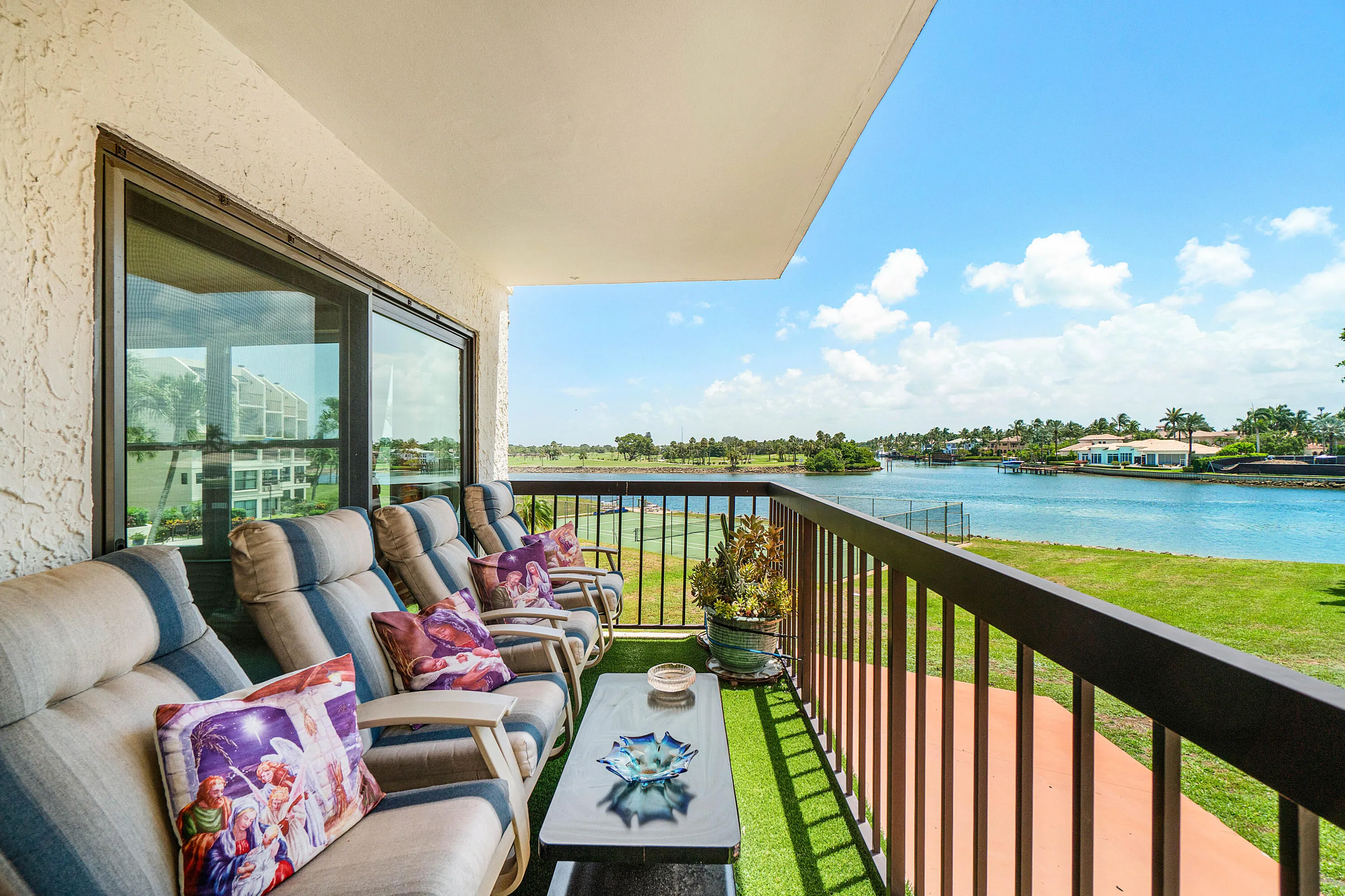 374 Golfview Road, #205