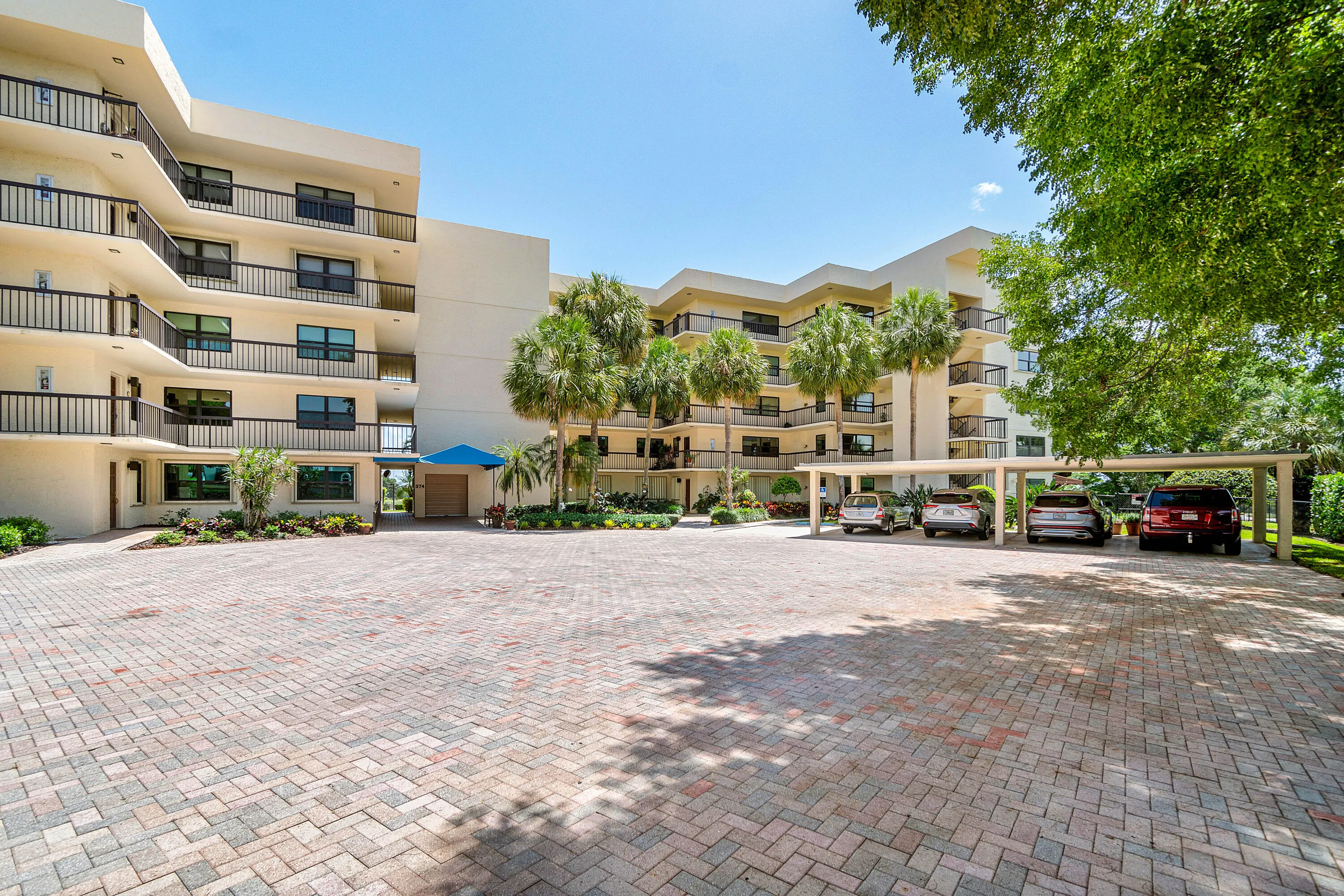 374 Golfview Road, #205