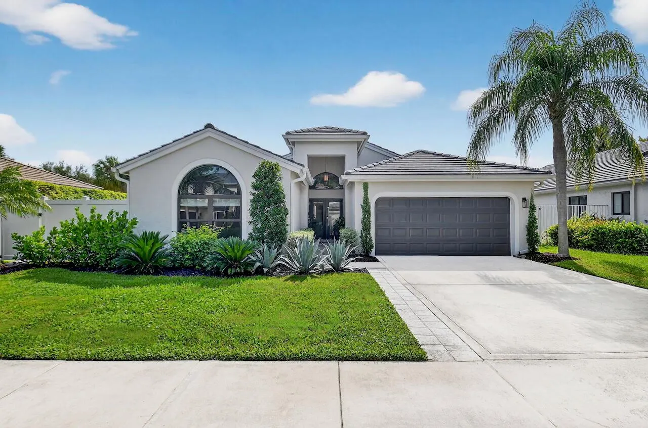 1175 Sea Grape Circle