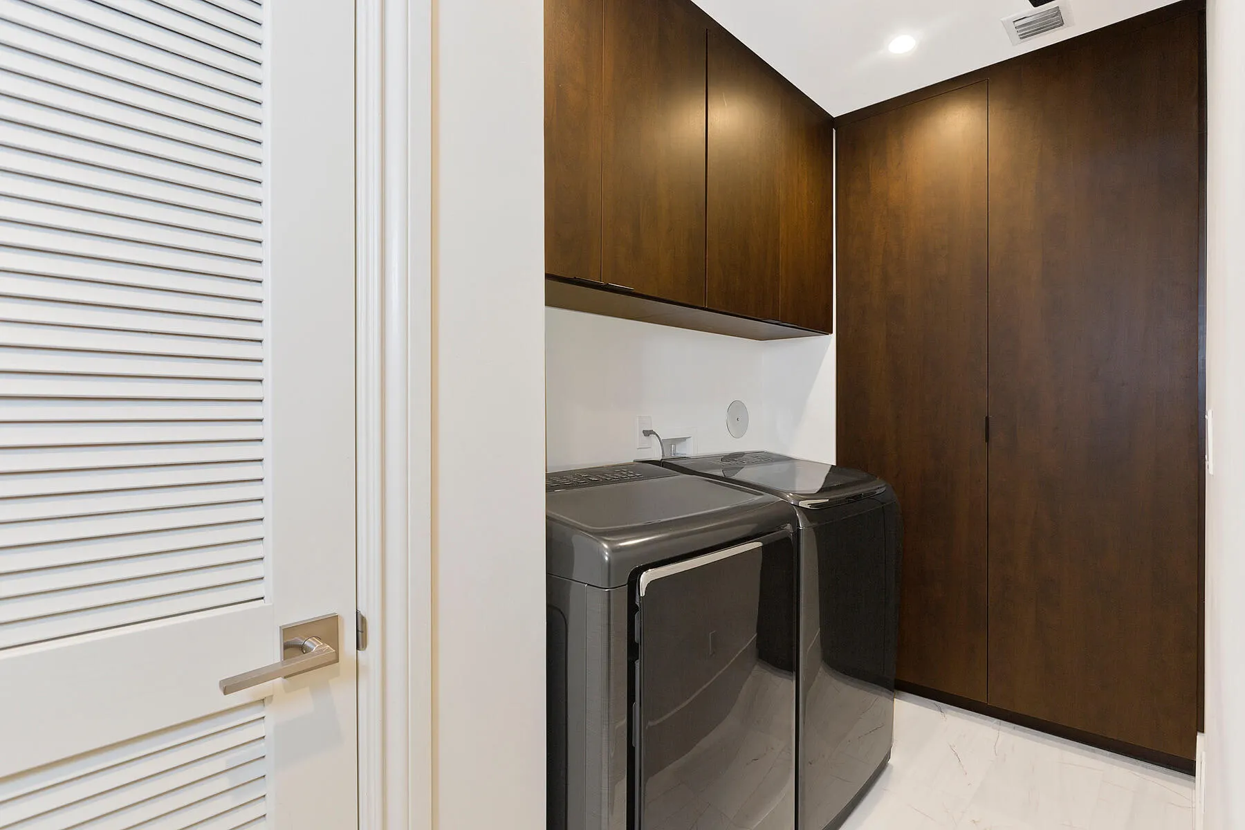 200 NE 2nd Avenue, #309