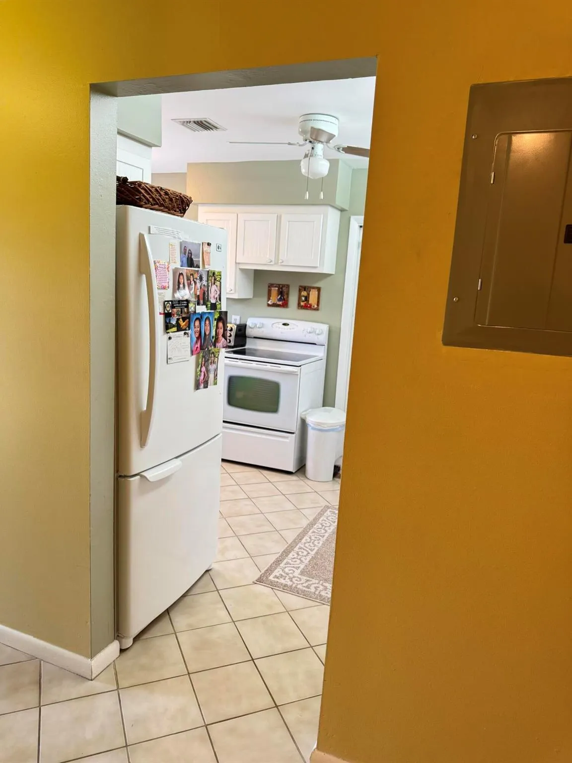 14904 Wildflower Lane