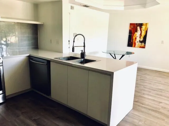 2044 Alta Meadows Lane, #1812