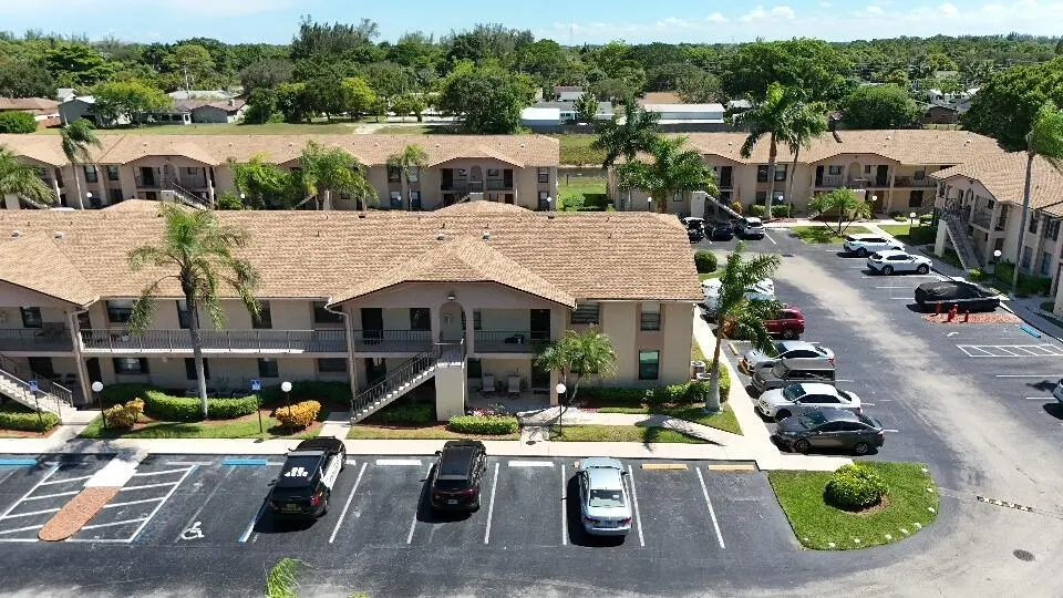 9480 Boca Cove Circle, #416