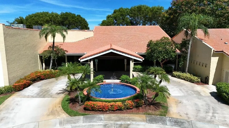 9480 Boca Cove Circle, #416