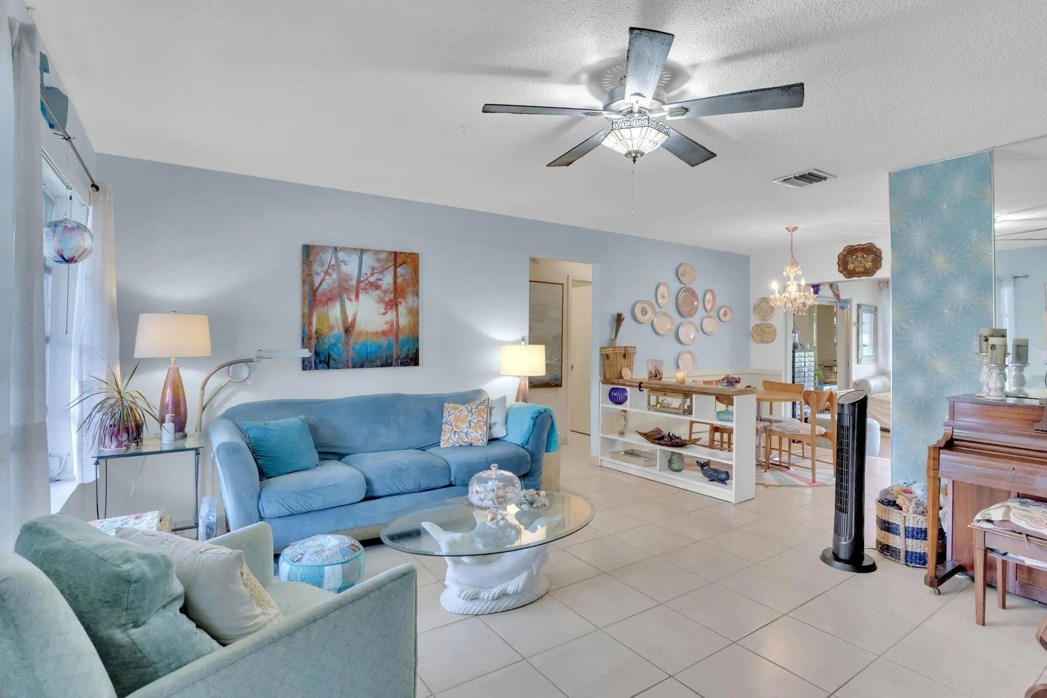 4914 NW 52 Street