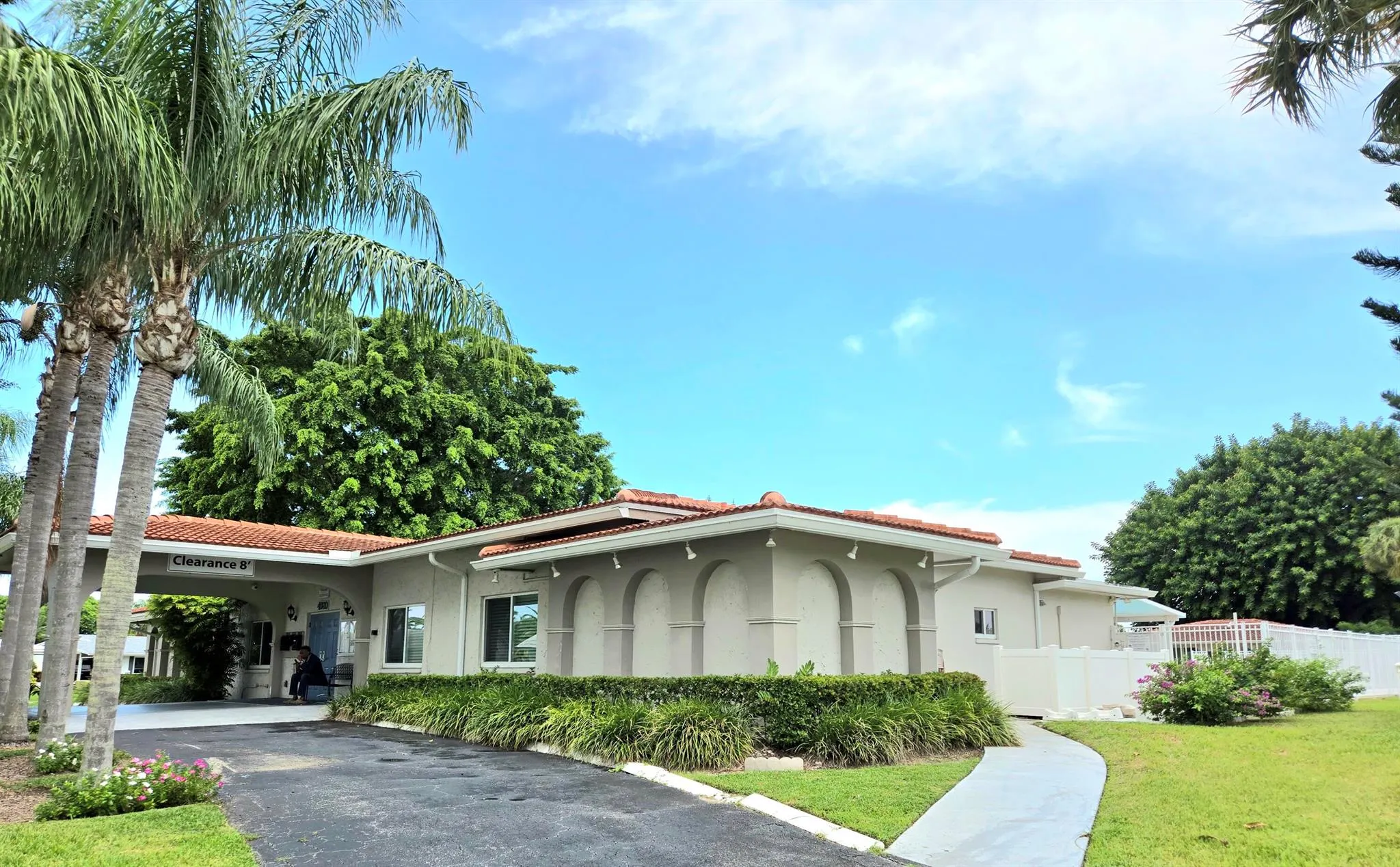 4914 NW 52 Street