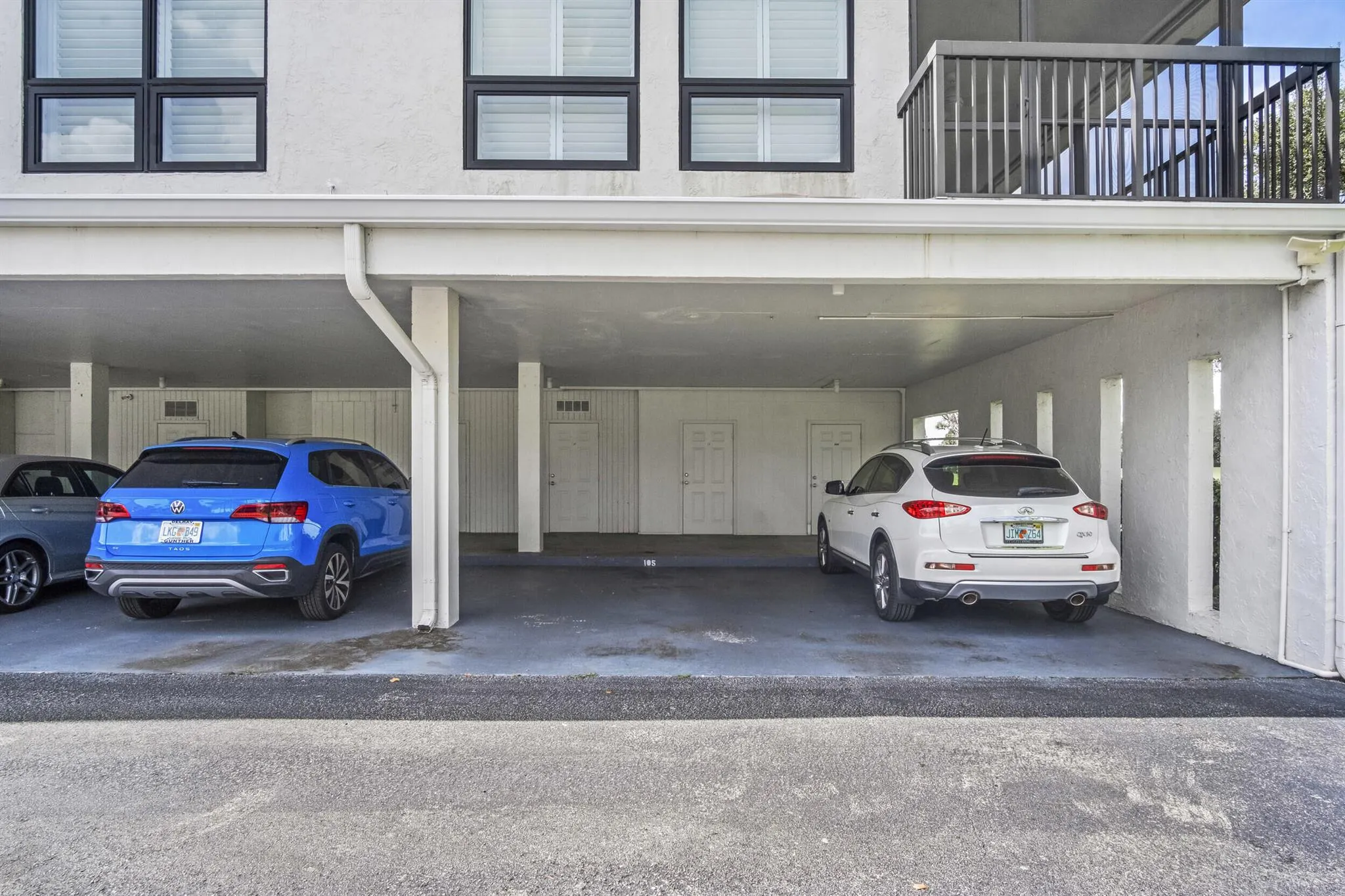 730 Greensward Court, #105-J