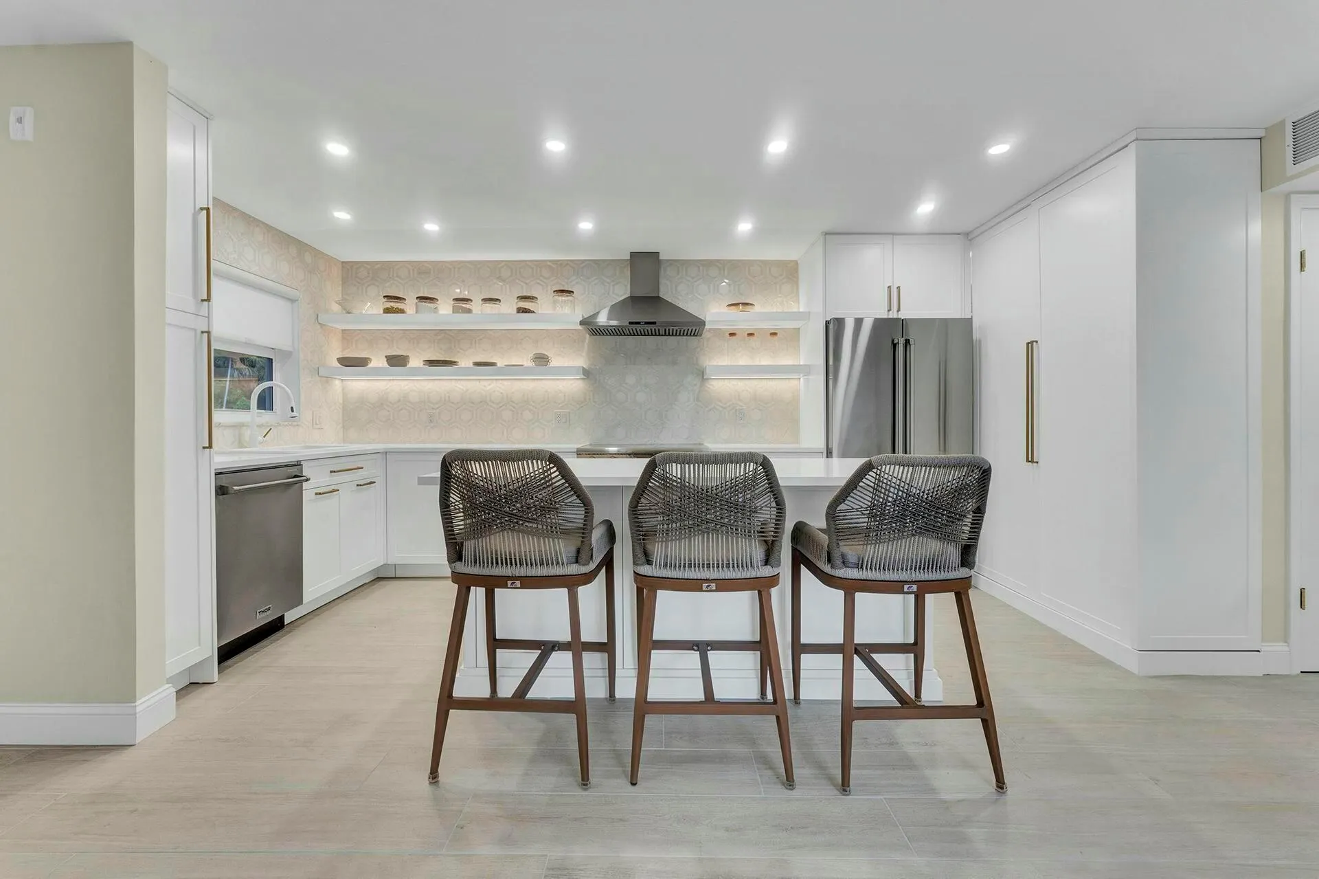 2871 N Ocean Boulevard, #C123