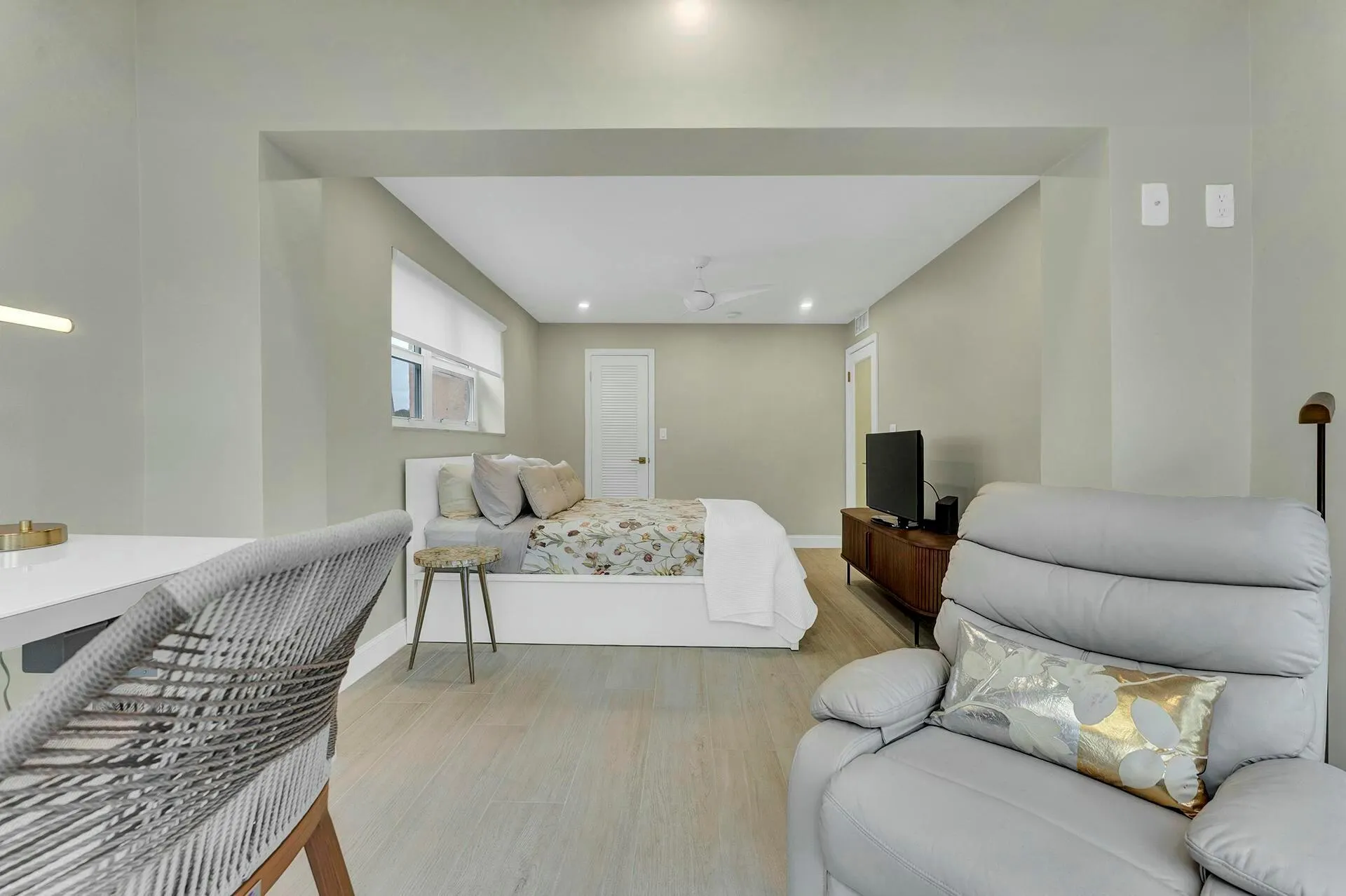 2871 N Ocean Boulevard, #C123
