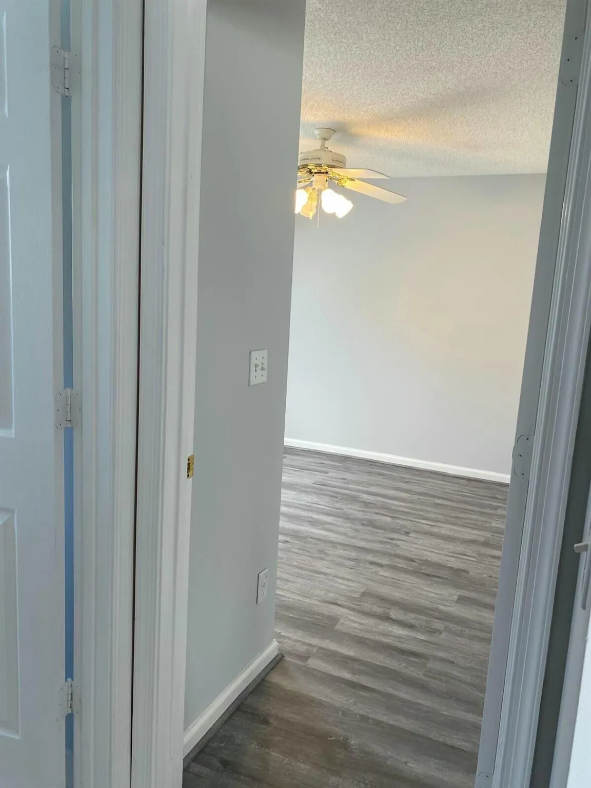 1883 Oak Berry Circle