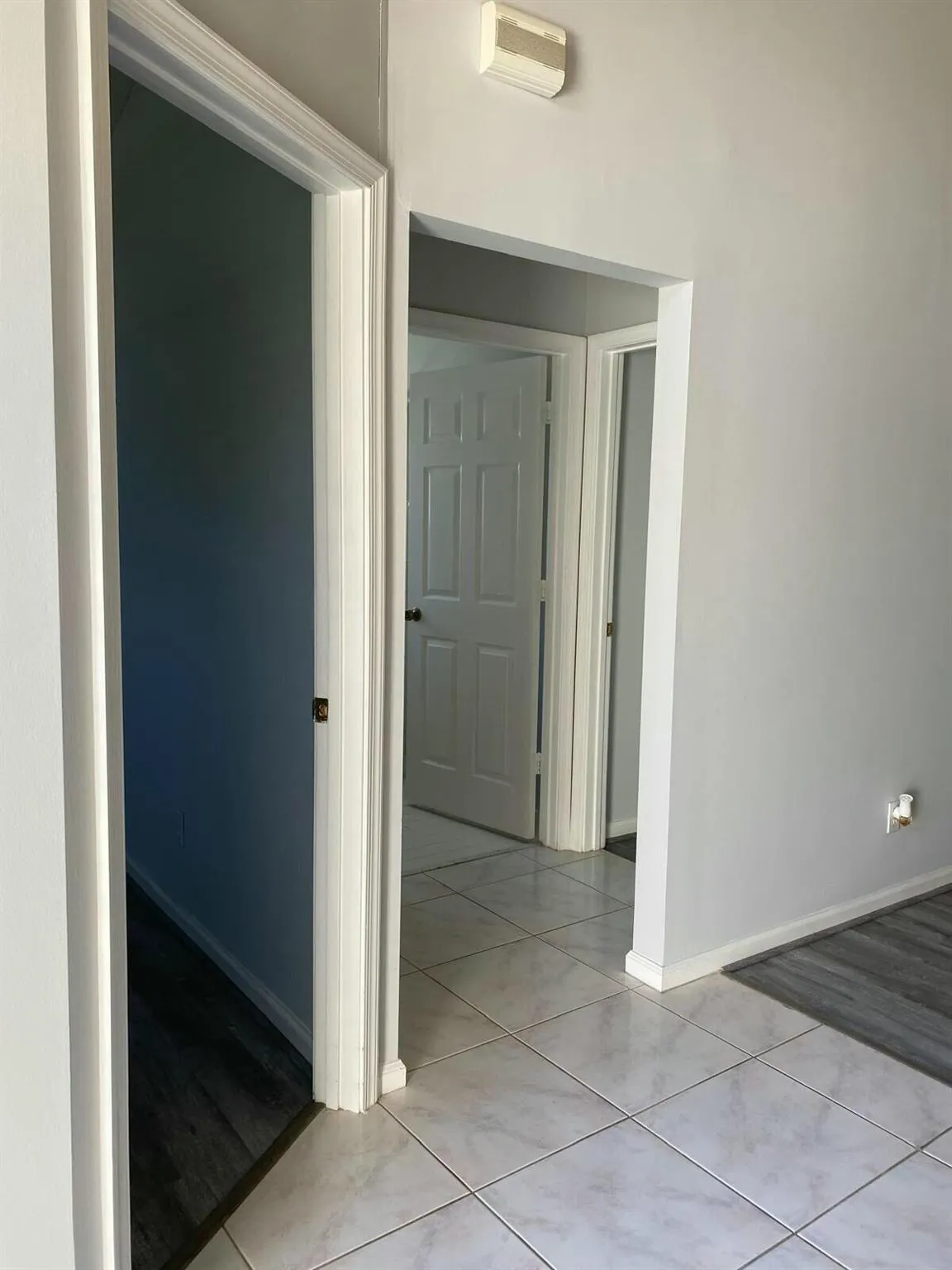 1883 Oak Berry Circle