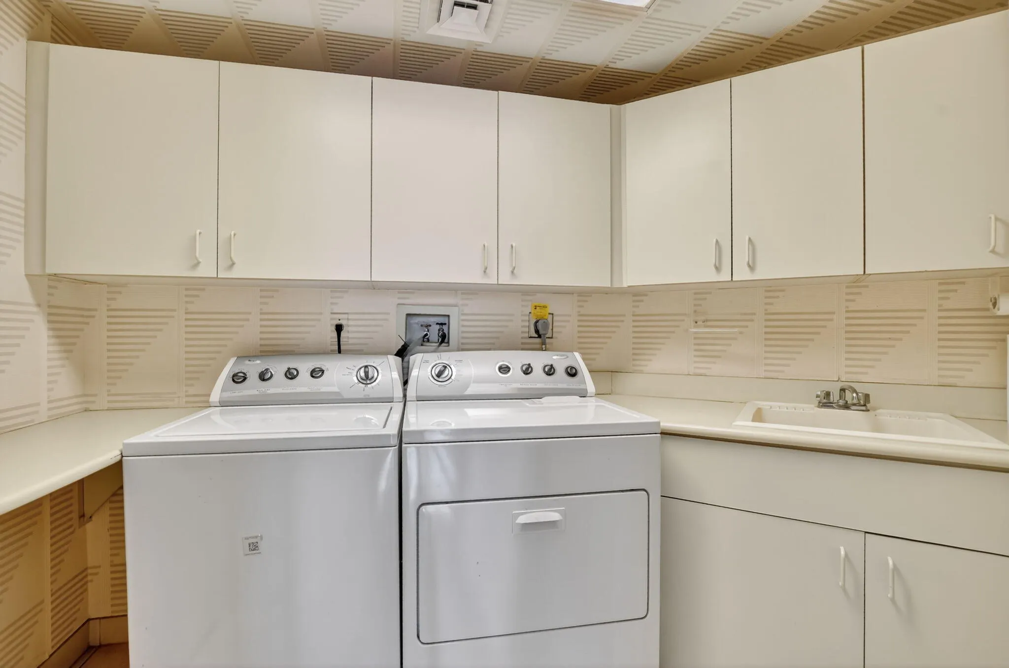 20310 Fairway Oaks Drive, #124