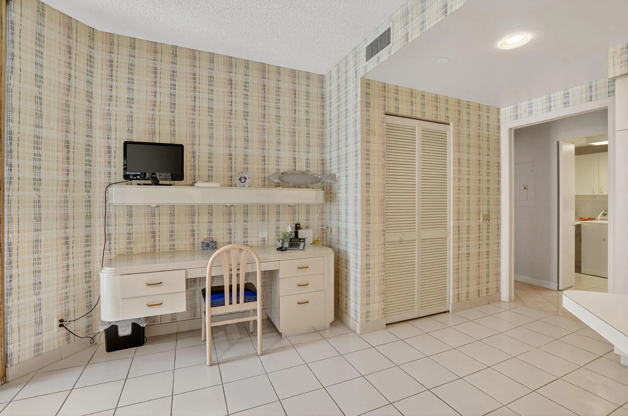 20310 Fairway Oaks Drive, #124